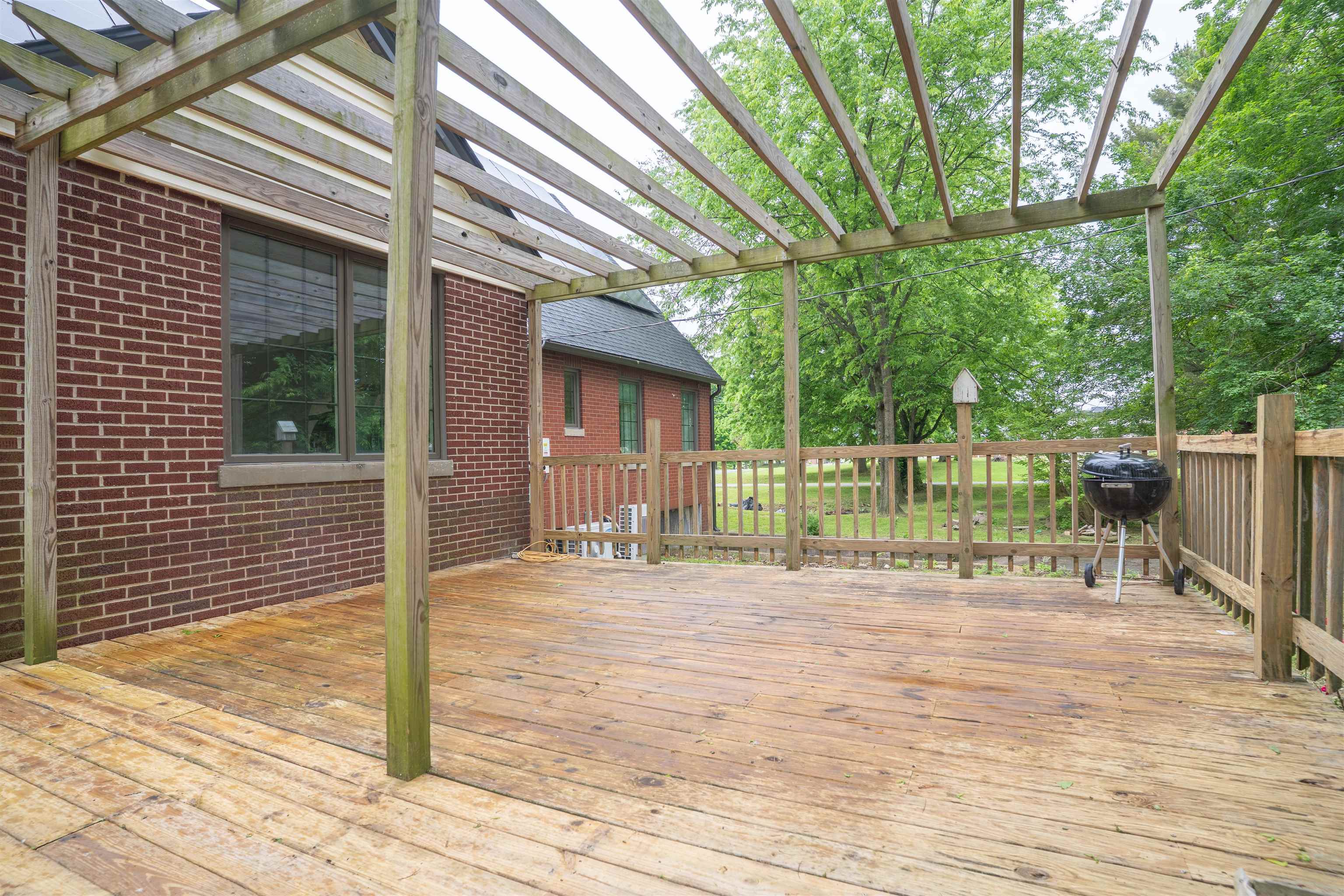 505 Hill Street, Livermore, Kentucky 42352, 4 Bedrooms Bedrooms, ,2 BathroomsBathrooms,Single Family Residence,For Sale,Hill Street,92124