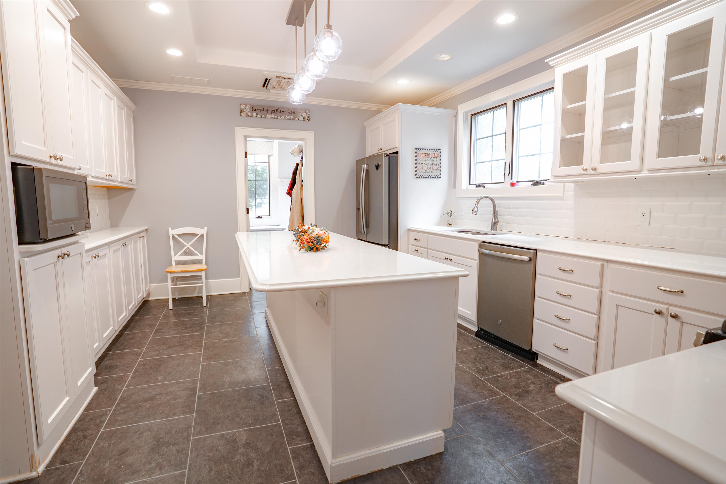 505 Hill Street, Livermore, Kentucky 42352, 4 Bedrooms Bedrooms, ,2 BathroomsBathrooms,Single Family Residence,For Sale,Hill Street,92124