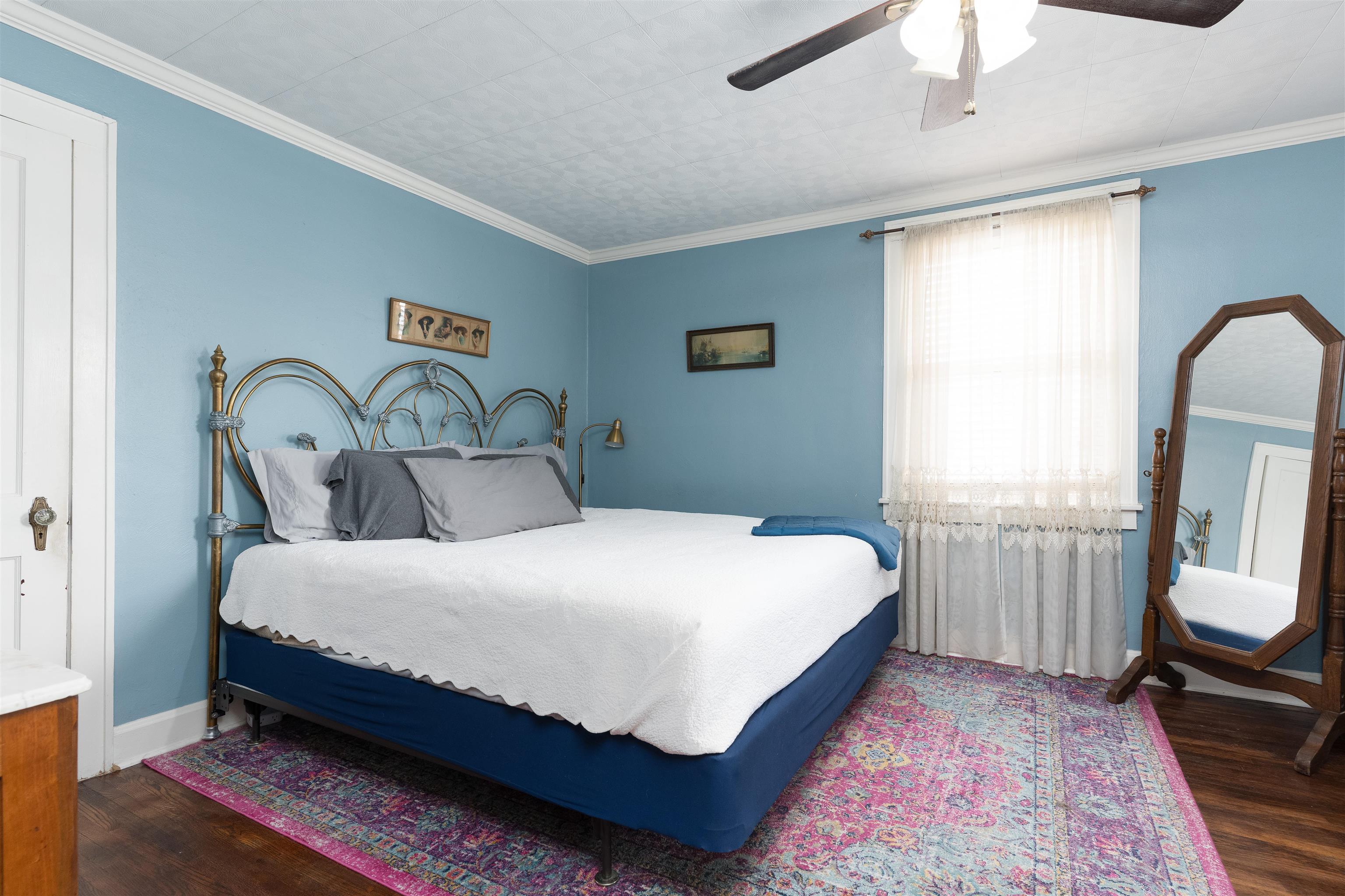401 24th St, Owensboro, Kentucky 42303, 2 Bedrooms Bedrooms, ,1 BathroomBathrooms,Single Family Residence,For Sale,24th St,92126