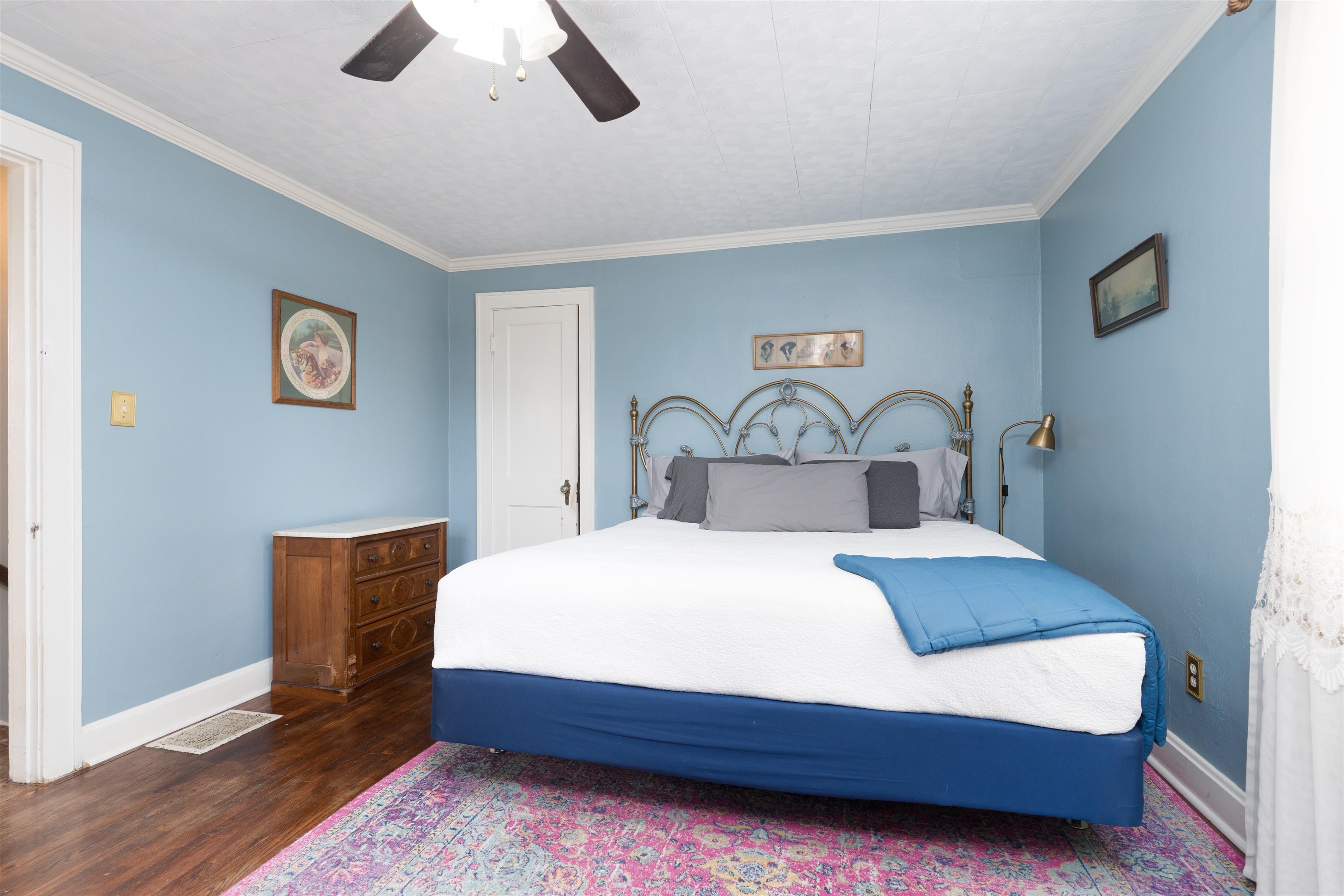 401 24th St, Owensboro, Kentucky 42303, 2 Bedrooms Bedrooms, ,1 BathroomBathrooms,Single Family Residence,For Sale,24th St,92126