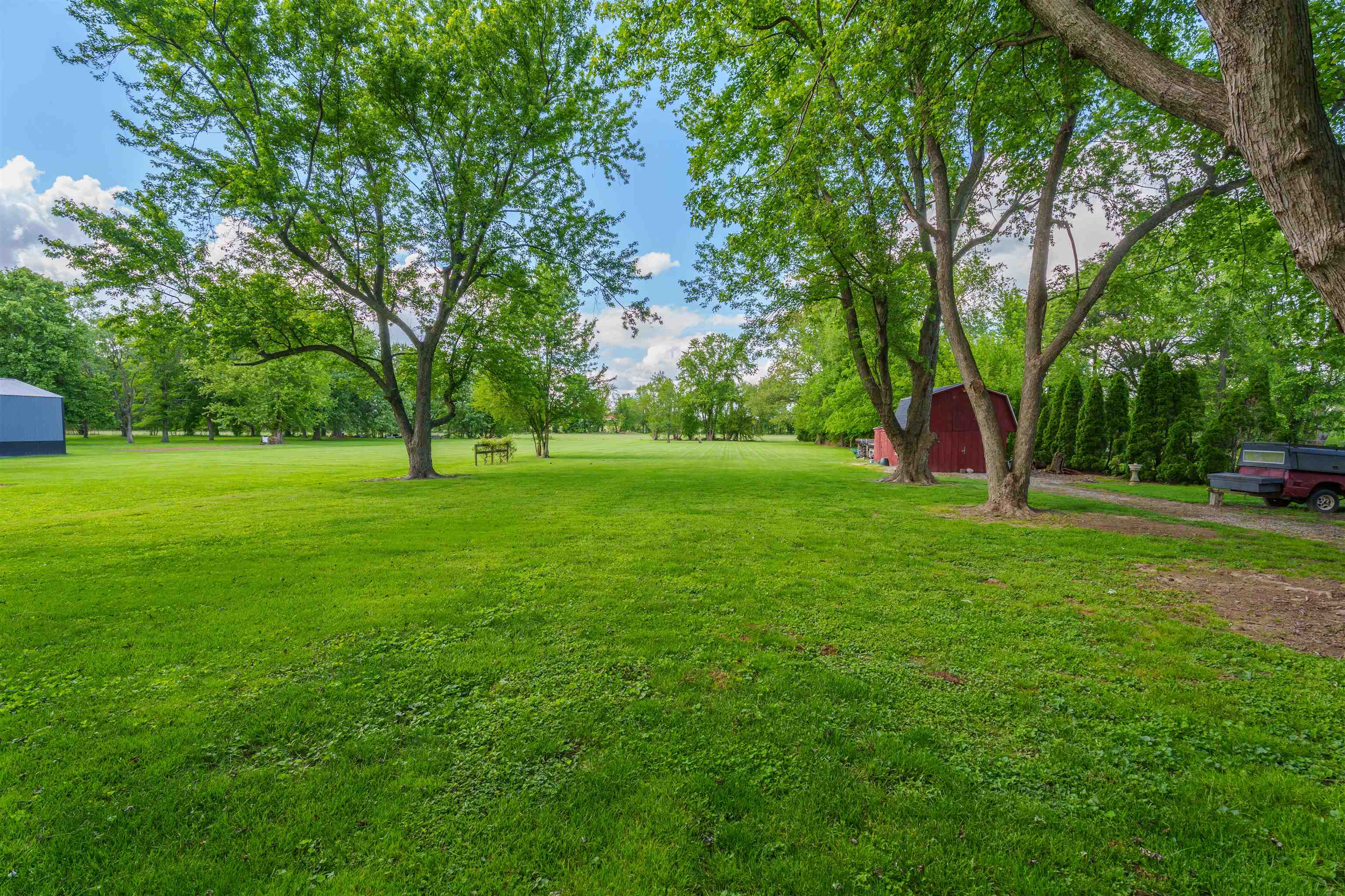 3221 Bittel Rd, Owensboro, Kentucky 42301, 4 Bedrooms Bedrooms, ,3 BathroomsBathrooms,Single Family Residence,For Sale,Bittel Rd,92127