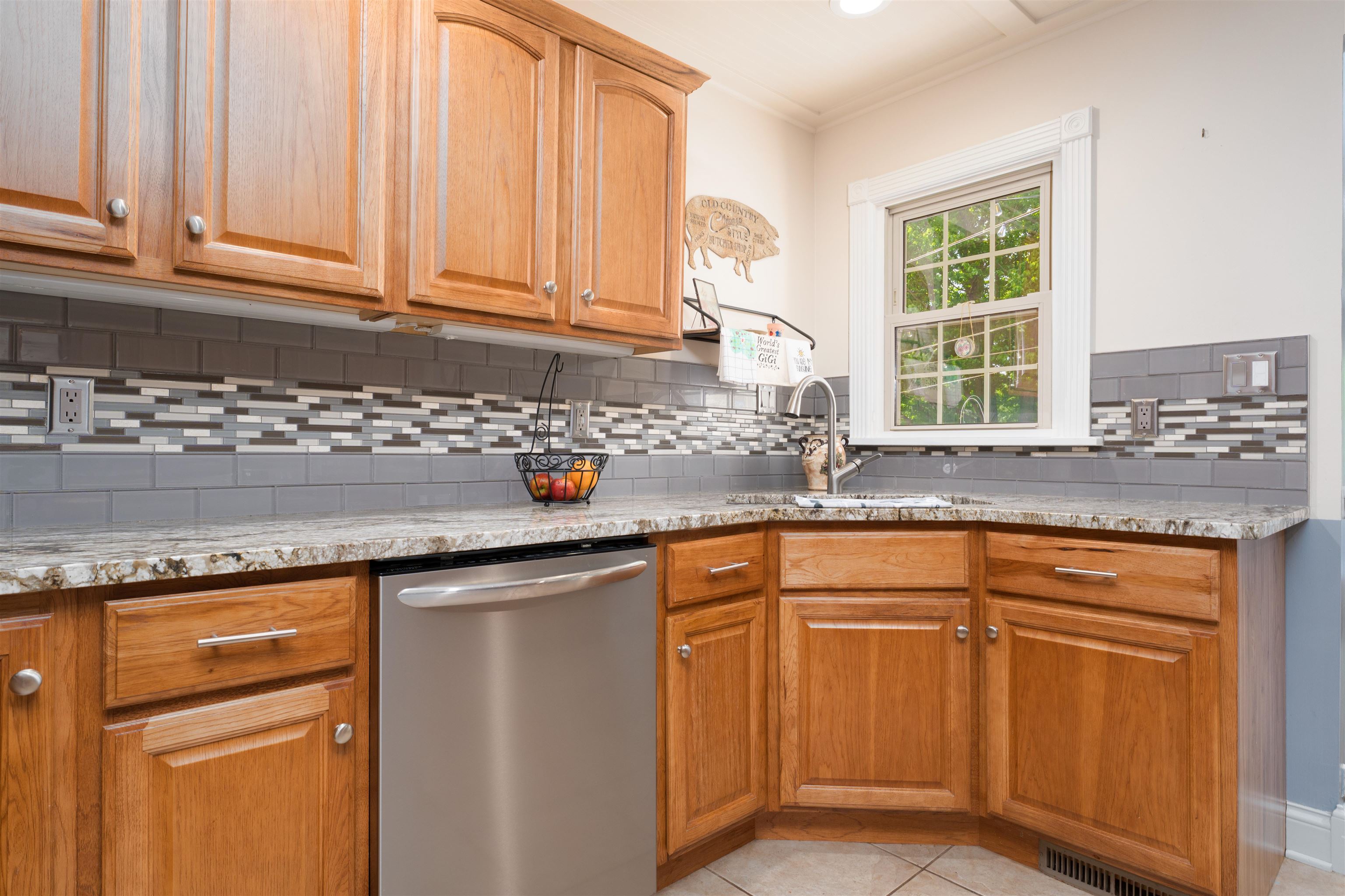 3221 Bittel Rd, Owensboro, Kentucky 42301, 4 Bedrooms Bedrooms, ,3 BathroomsBathrooms,Single Family Residence,For Sale,Bittel Rd,92127