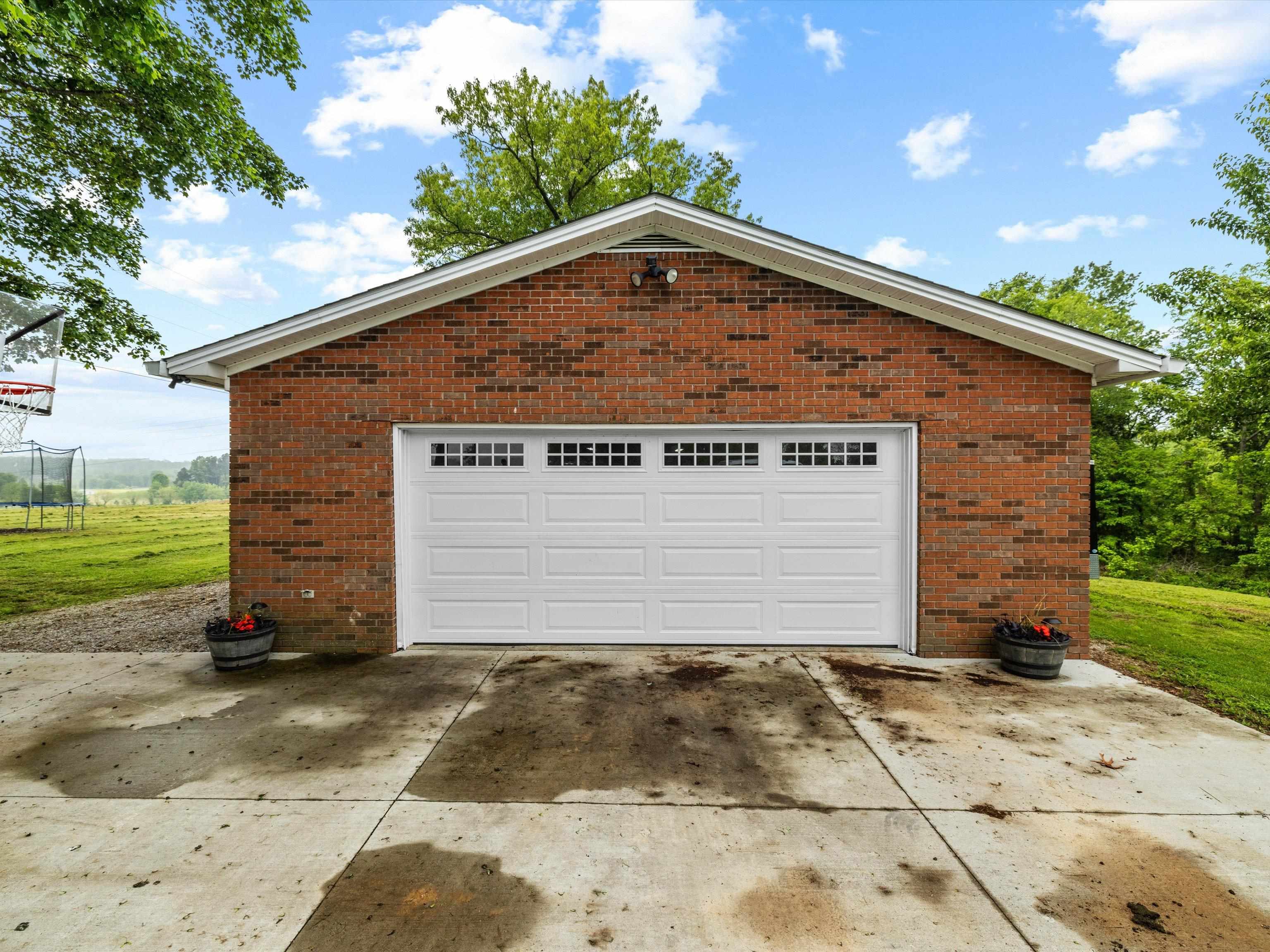 6350 Ditto Rd, Philpot, Kentucky 42366, 3 Bedrooms Bedrooms, ,2 BathroomsBathrooms,Single Family Residence,For Sale,Ditto Rd,92128