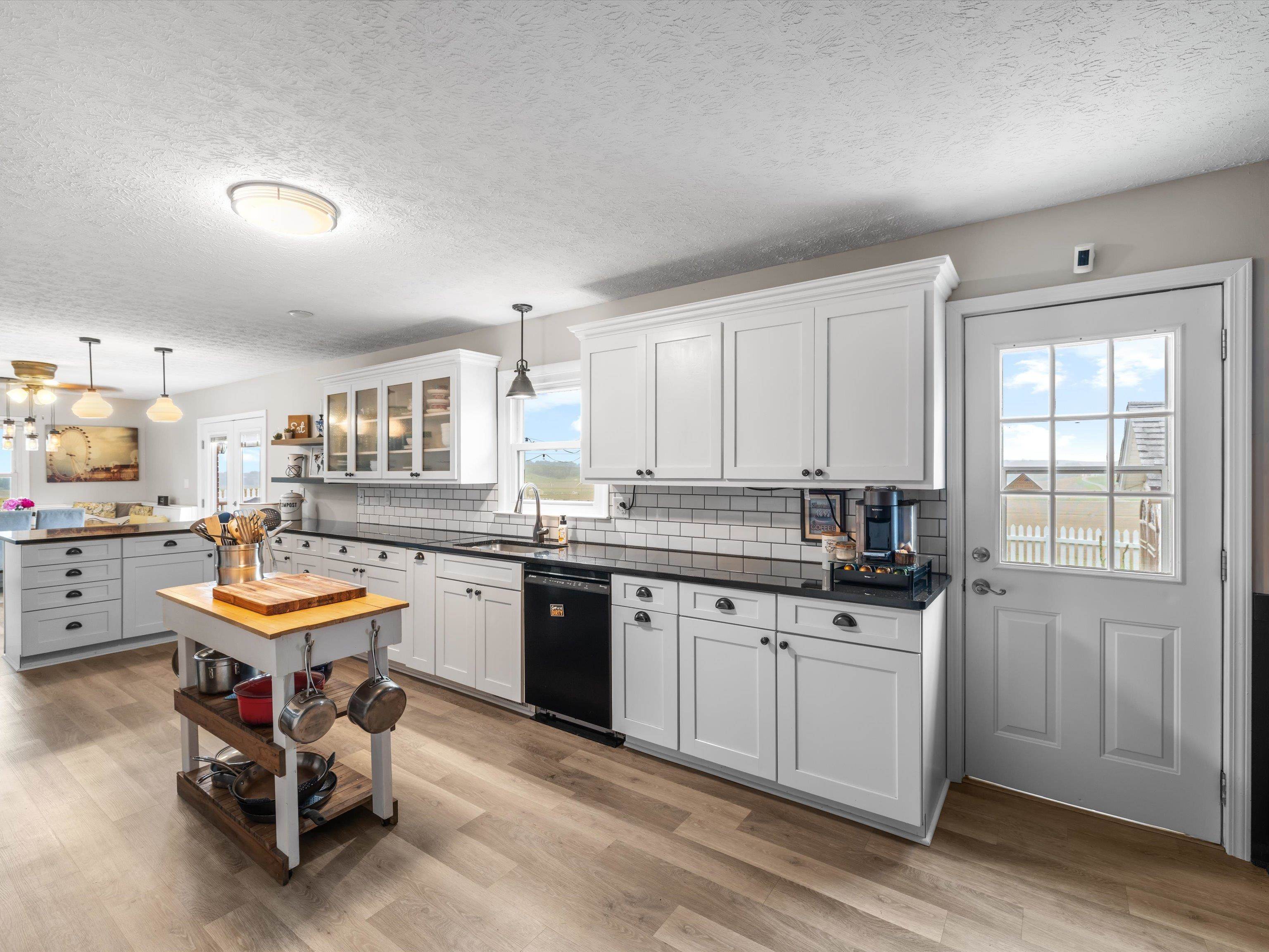 6350 Ditto Rd, Philpot, Kentucky 42366, 3 Bedrooms Bedrooms, ,2 BathroomsBathrooms,Single Family Residence,For Sale,Ditto Rd,92128