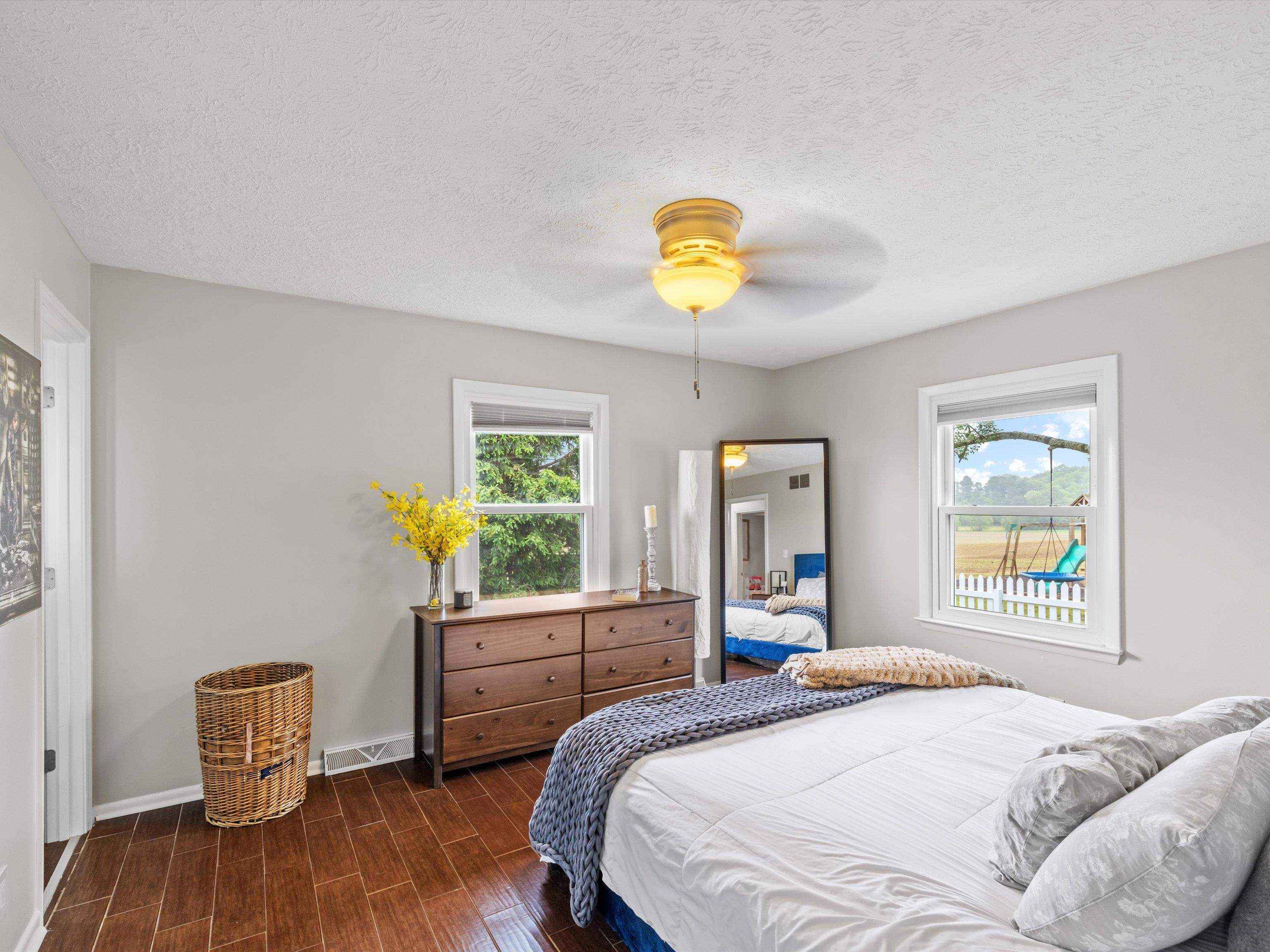 6350 Ditto Rd, Philpot, Kentucky 42366, 3 Bedrooms Bedrooms, ,2 BathroomsBathrooms,Single Family Residence,For Sale,Ditto Rd,92128