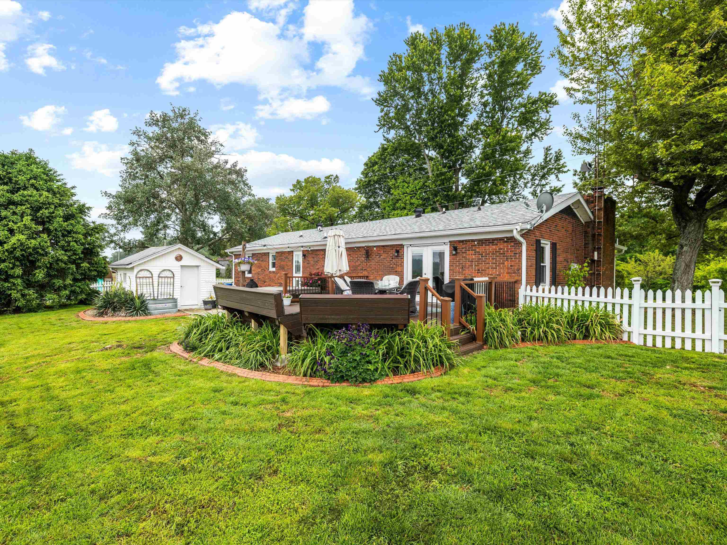 6350 Ditto Rd, Philpot, Kentucky 42366, 3 Bedrooms Bedrooms, ,2 BathroomsBathrooms,Single Family Residence,For Sale,Ditto Rd,92128