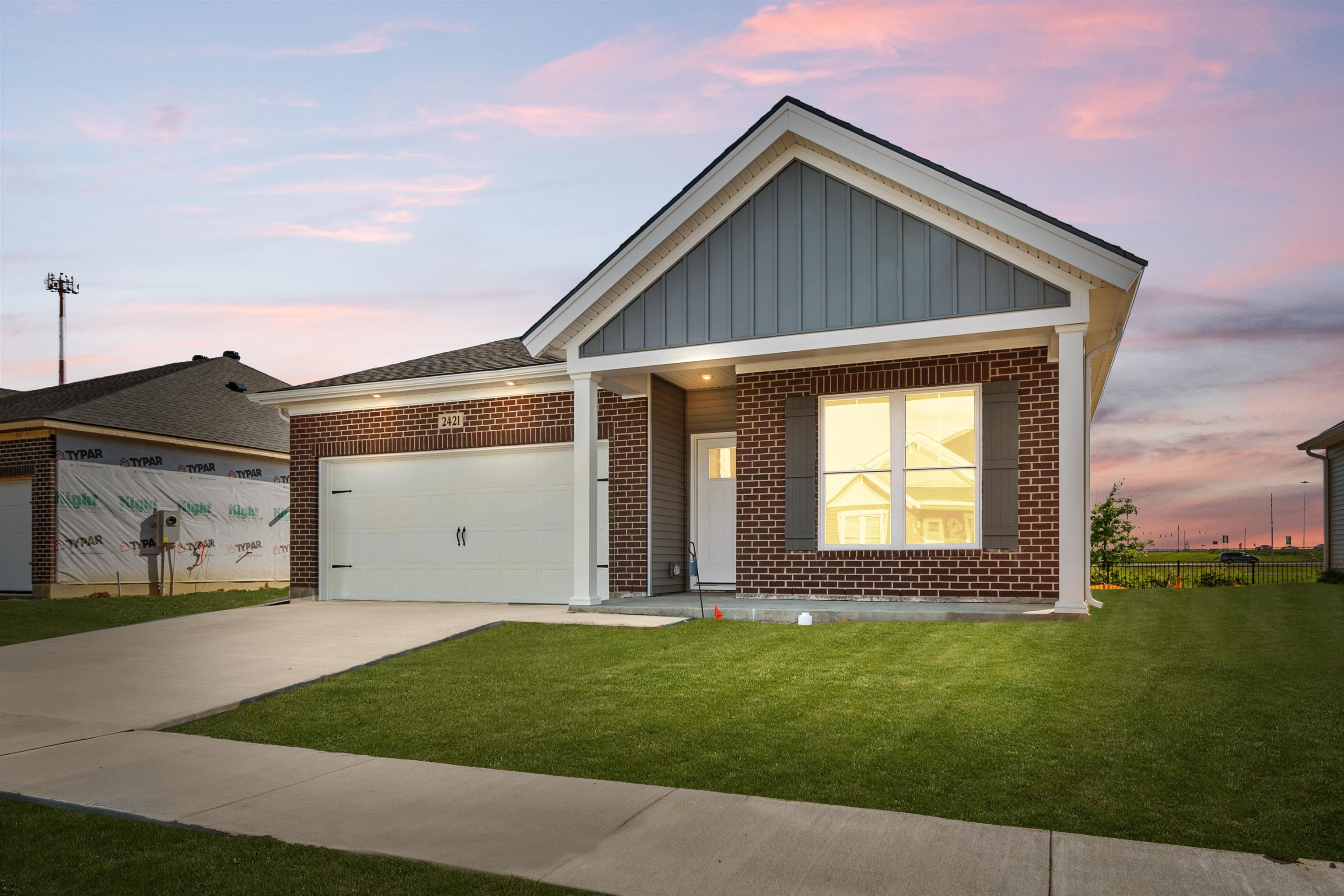 2421 Watson Circle, Owensboro, Kentucky 42301, 3 Bedrooms Bedrooms, ,2 BathroomsBathrooms,Single Family Residence,For Sale,Watson Circle,92129