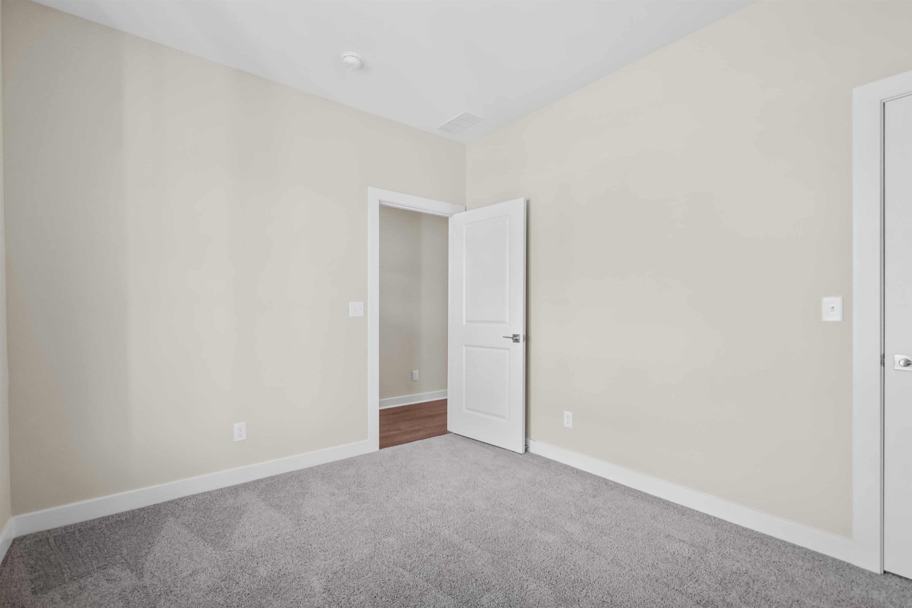 2421 Watson Circle, Owensboro, Kentucky 42301, 3 Bedrooms Bedrooms, ,2 BathroomsBathrooms,Single Family Residence,For Sale,Watson Circle,92129