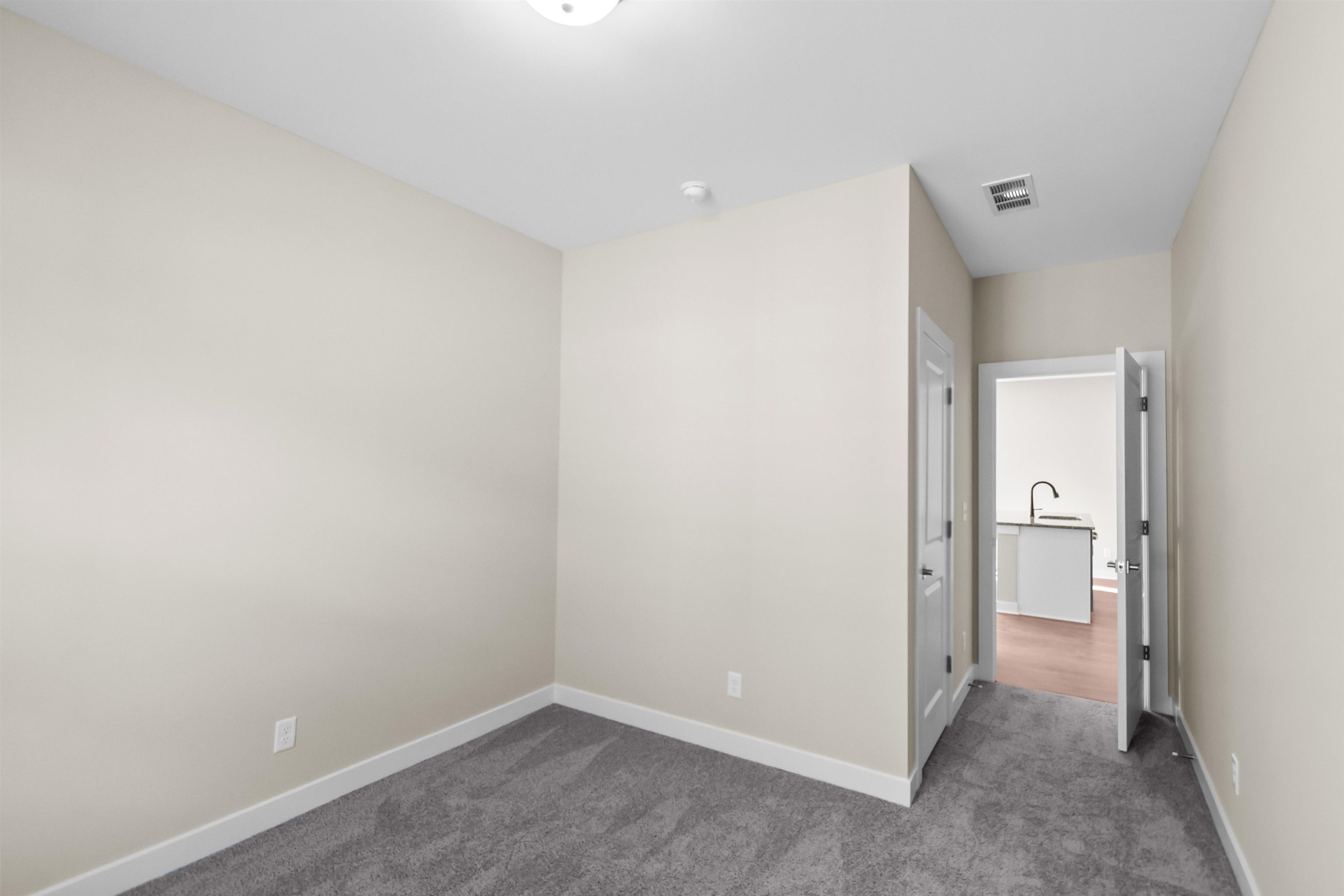 2421 Watson Circle, Owensboro, Kentucky 42301, 3 Bedrooms Bedrooms, ,2 BathroomsBathrooms,Single Family Residence,For Sale,Watson Circle,92129
