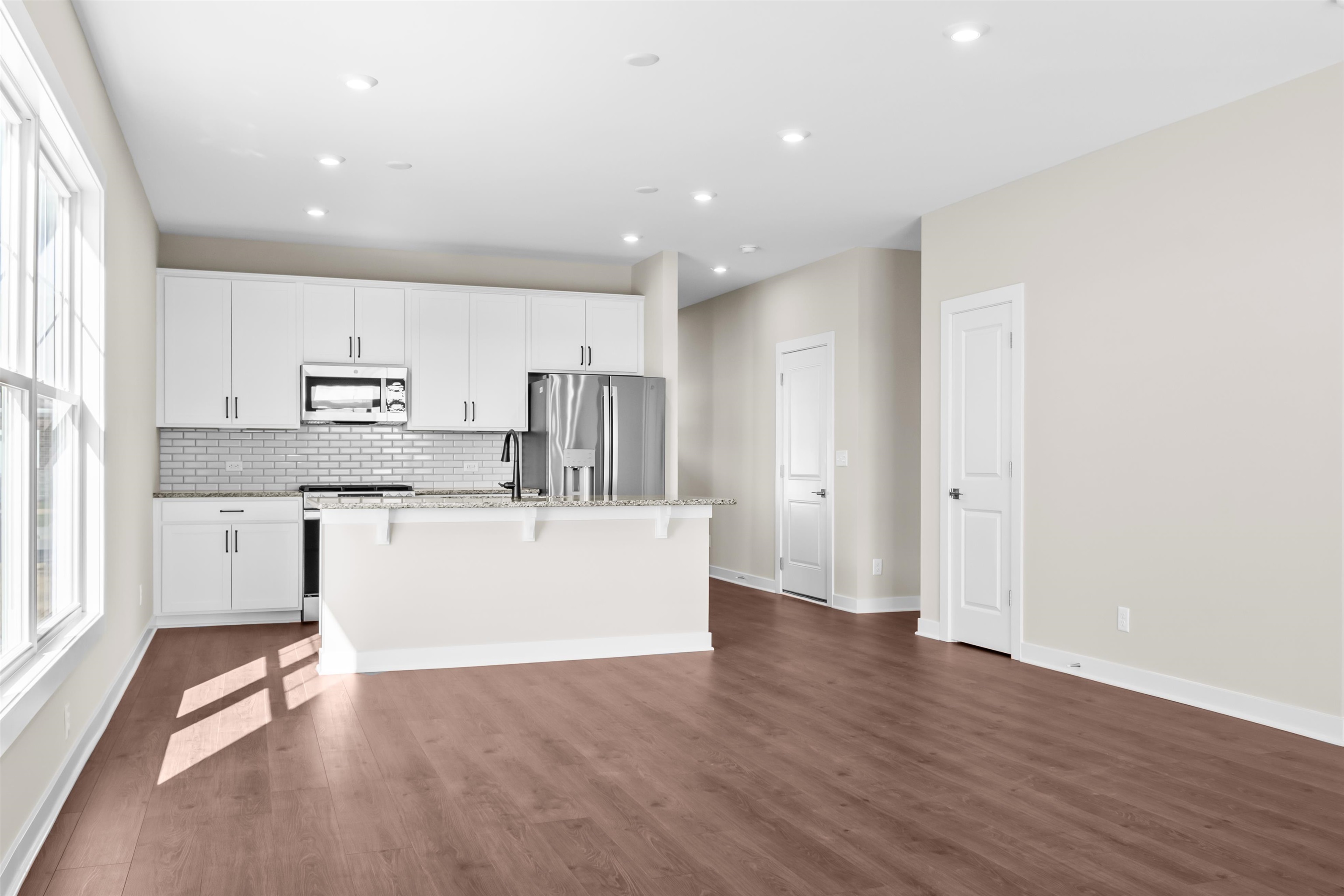 2421 Watson Circle, Owensboro, Kentucky 42301, 3 Bedrooms Bedrooms, ,2 BathroomsBathrooms,Single Family Residence,For Sale,Watson Circle,92129