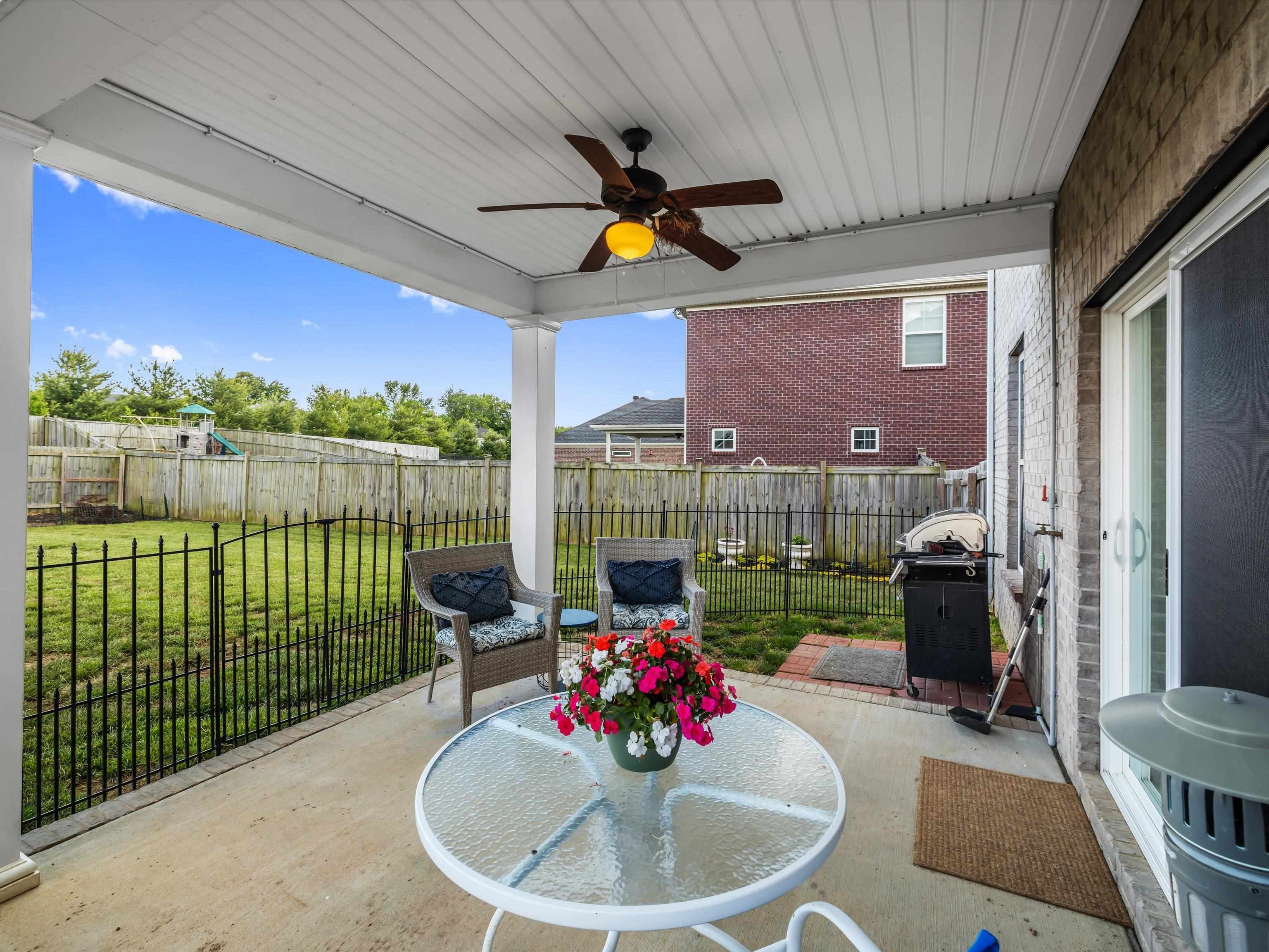 2289 Woodstone Court, Utica, Kentucky 42376, 4 Bedrooms Bedrooms, ,2 BathroomsBathrooms,Single Family Residence,For Sale,Woodstone Court,92130