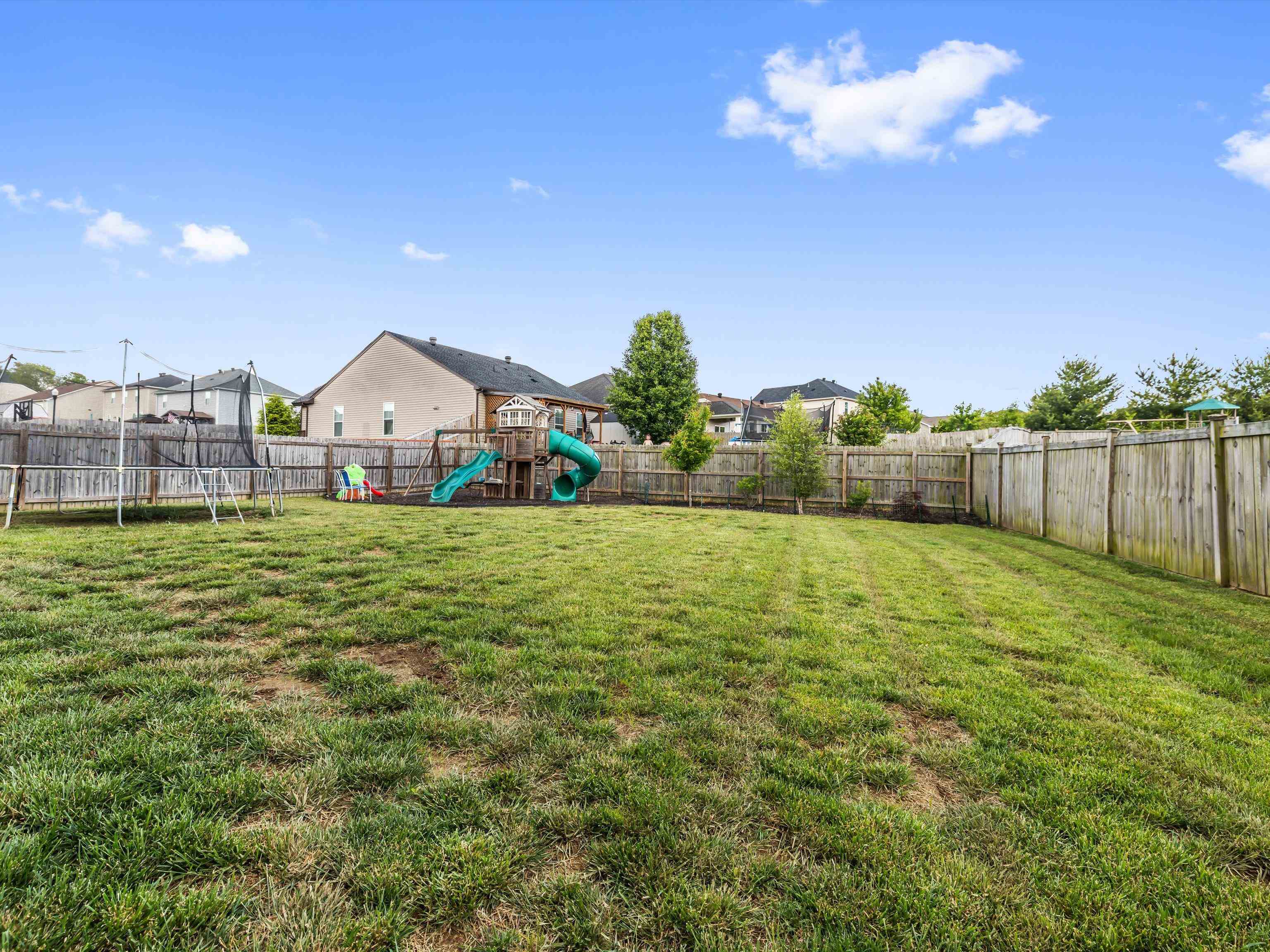 2289 Woodstone Court, Utica, Kentucky 42376, 4 Bedrooms Bedrooms, ,2 BathroomsBathrooms,Single Family Residence,For Sale,Woodstone Court,92130