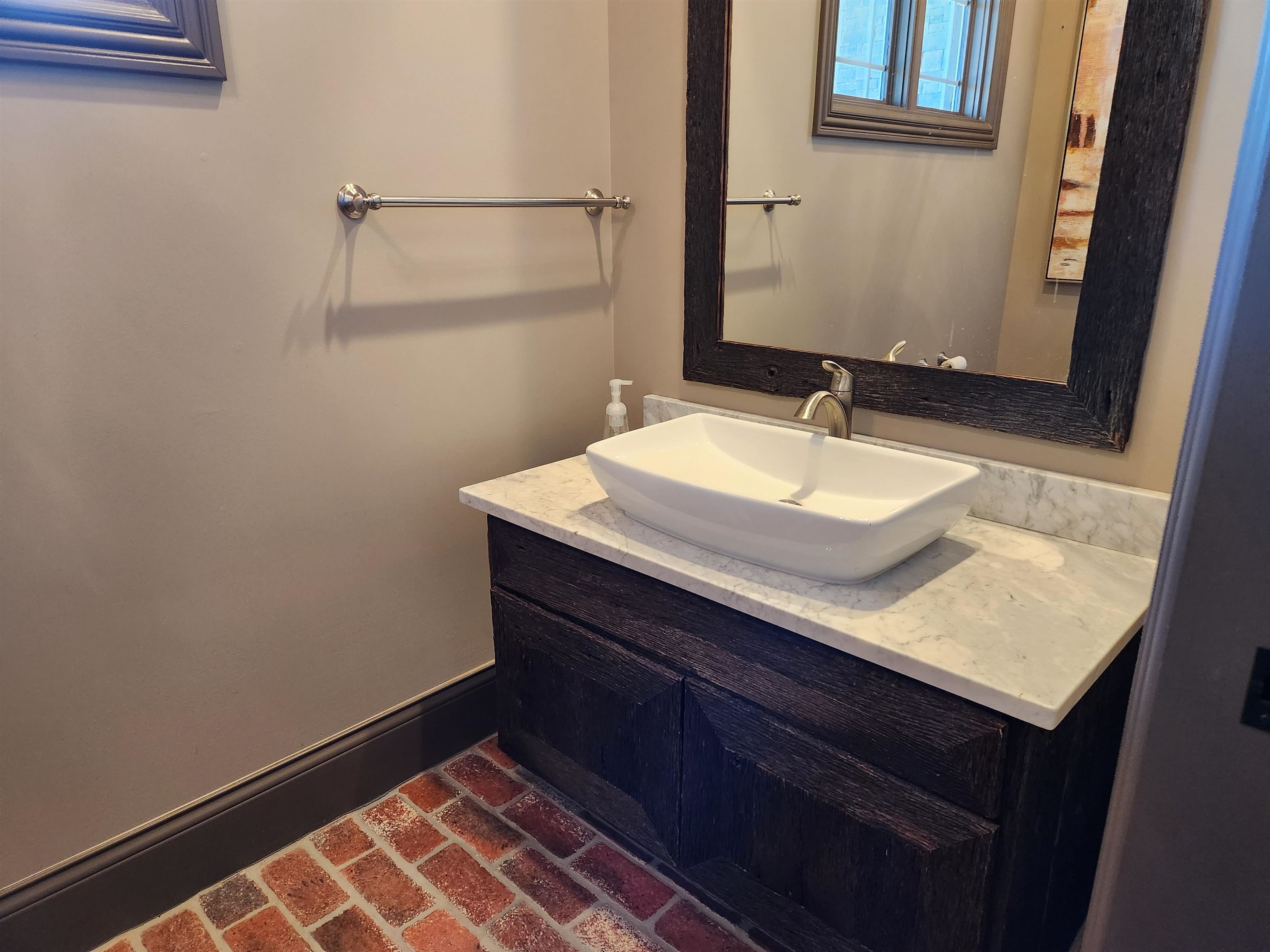 824 Patriots Landing Ln., Falls of Rough, Kentucky 40119, 3 Bedrooms Bedrooms, ,3 BathroomsBathrooms,Single Family Residence,For Sale,Patriots Landing Ln.,92131