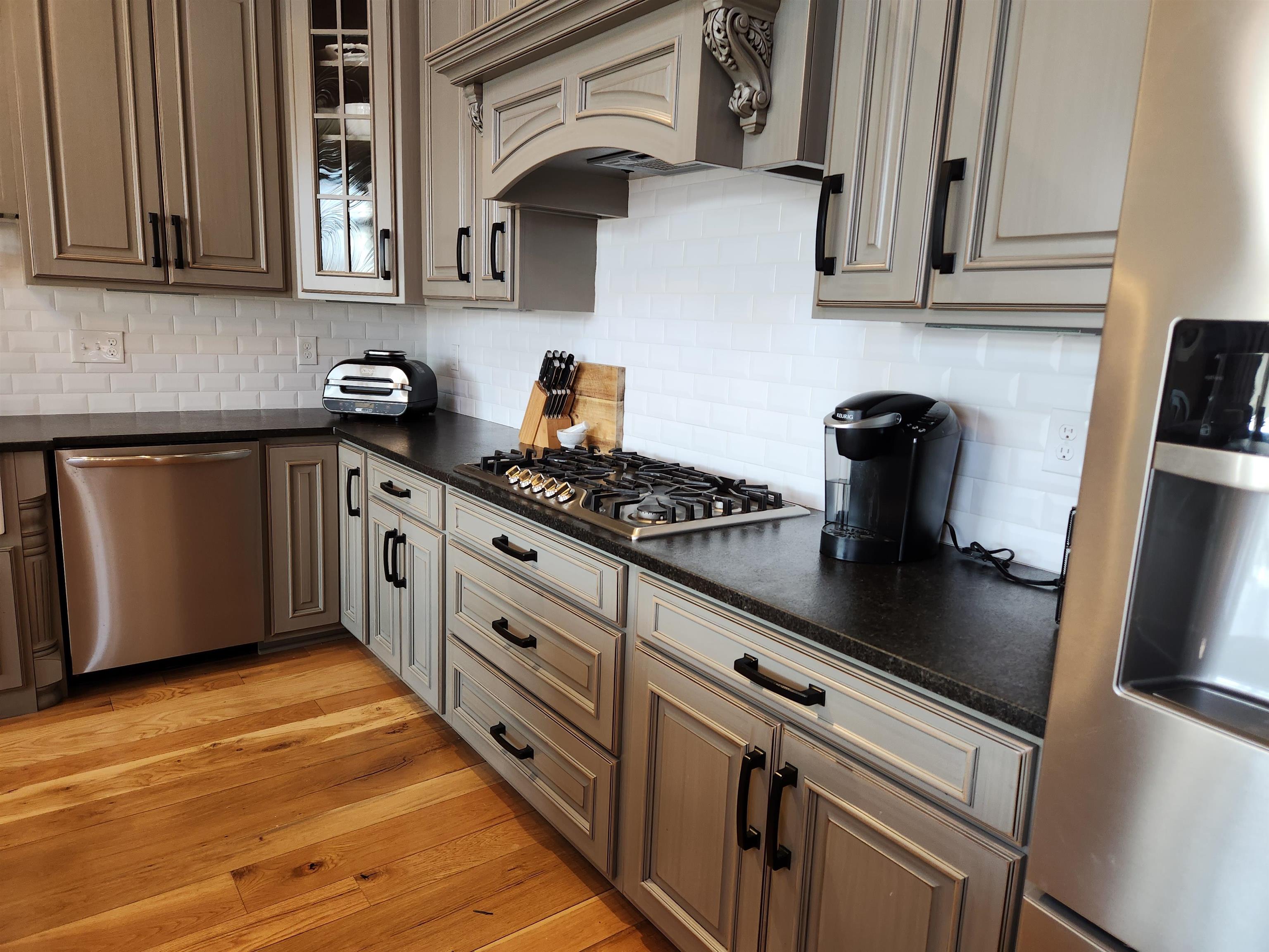 824 Patriots Landing Ln., Falls of Rough, Kentucky 40119, 3 Bedrooms Bedrooms, ,3 BathroomsBathrooms,Single Family Residence,For Sale,Patriots Landing Ln.,92131