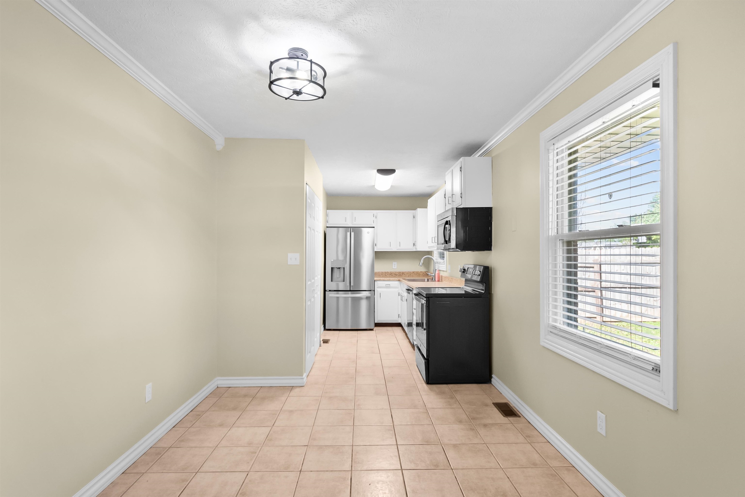 4101 Yewells Landing West, Owensboro, Kentucky 42303, 3 Bedrooms Bedrooms, ,2 BathroomsBathrooms,Single Family Residence,For Sale,Yewells Landing West,92132