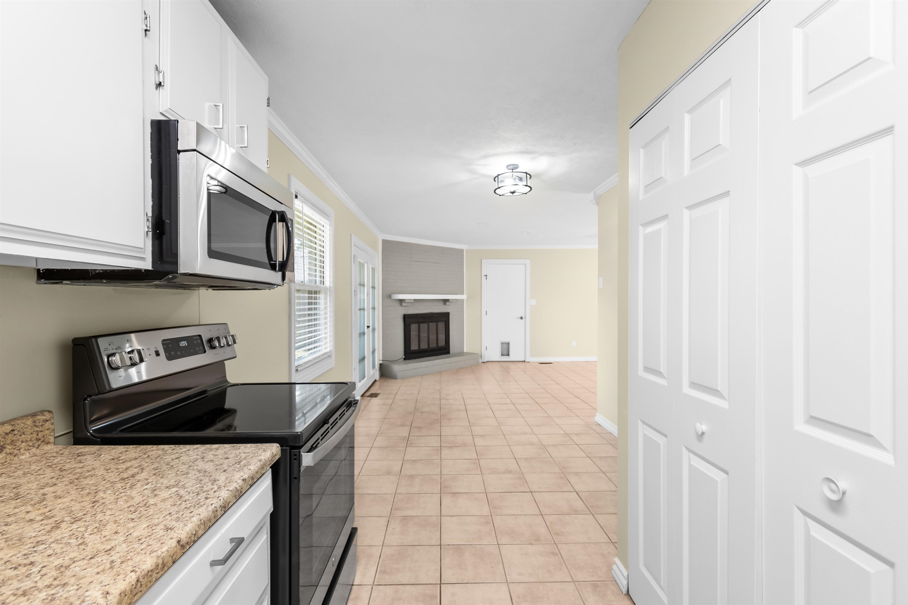 4101 Yewells Landing West, Owensboro, Kentucky 42303, 3 Bedrooms Bedrooms, ,2 BathroomsBathrooms,Single Family Residence,For Sale,Yewells Landing West,92132