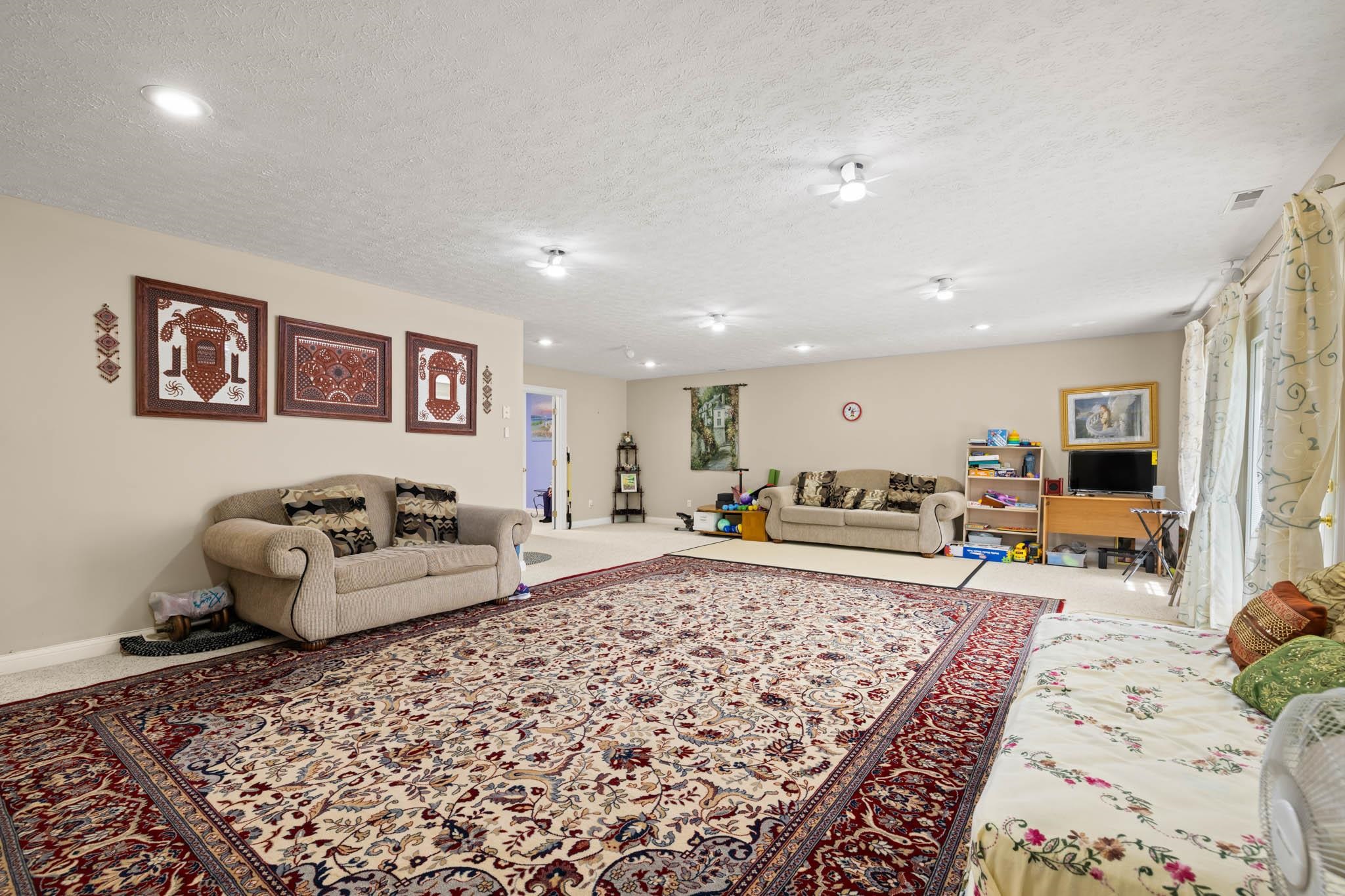 4406 Wilderness Trace, Owensboro, Kentucky 42303, 6 Bedrooms Bedrooms, ,4 BathroomsBathrooms,Single Family Residence,For Sale,Wilderness Trace,92133