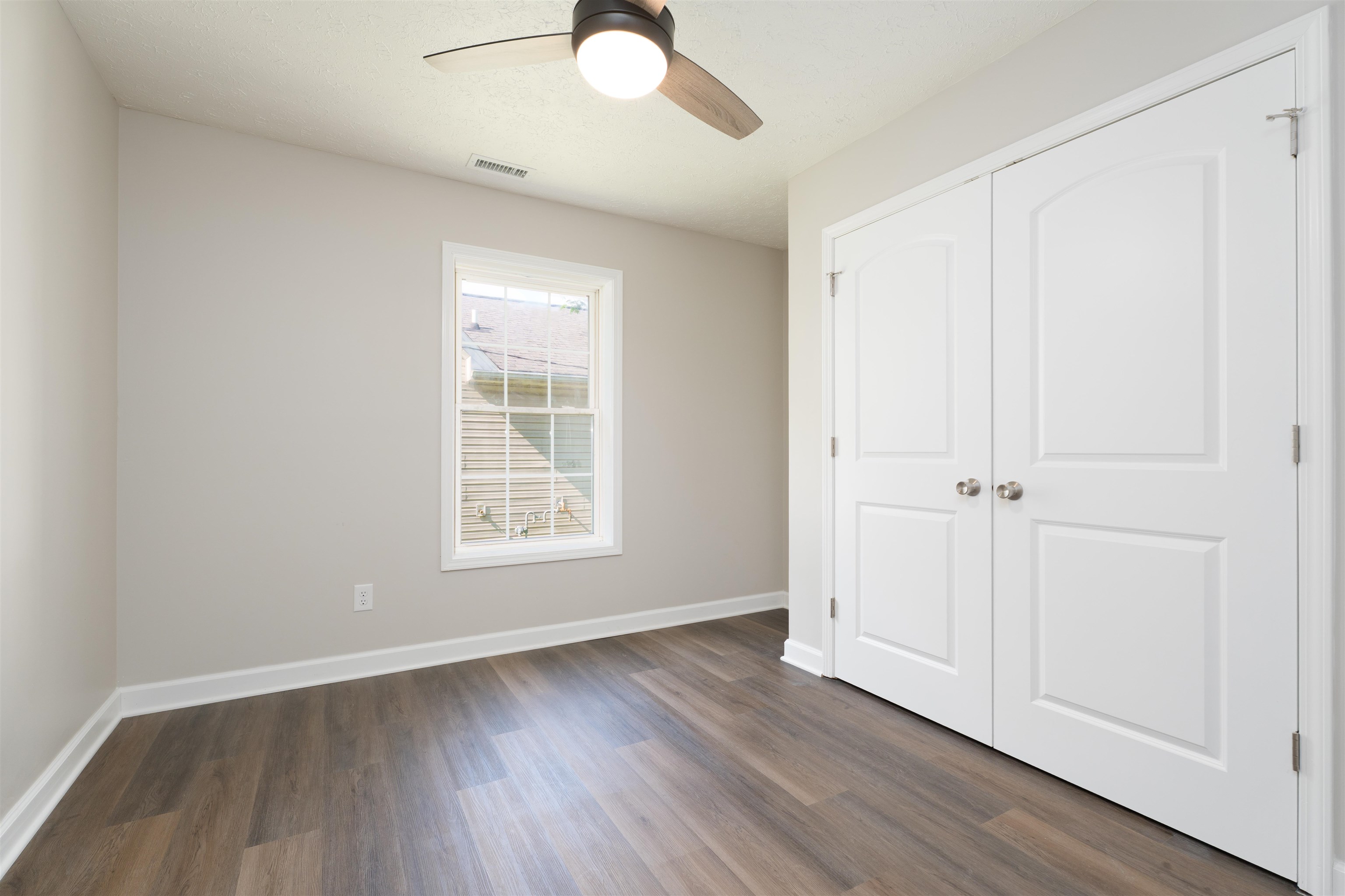 15 River Rd, Owensboro, Kentucky 42301, 3 Bedrooms Bedrooms, ,2 BathroomsBathrooms,Single Family Residence,For Sale,River Rd,92140