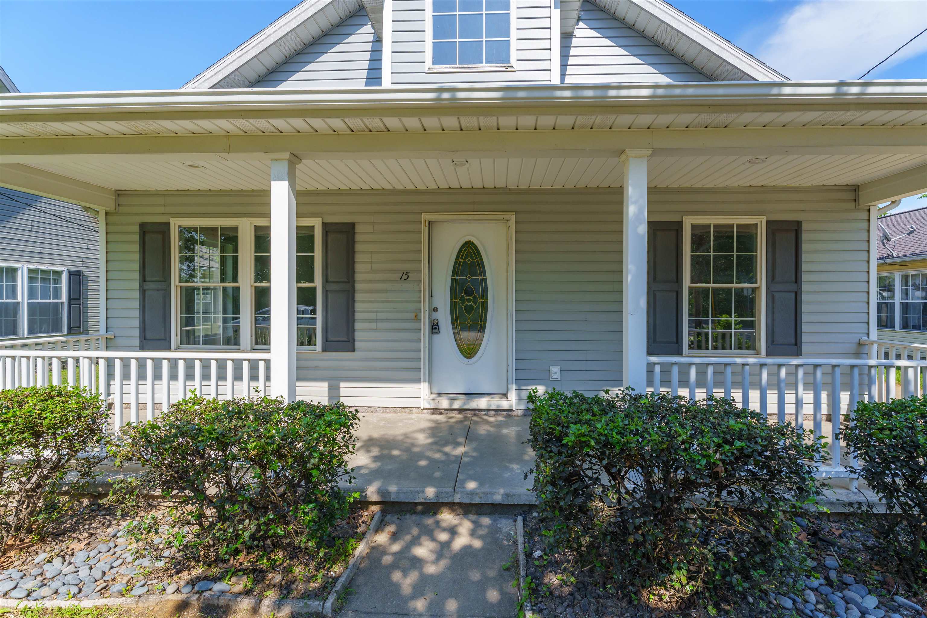 15 River Rd, Owensboro, Kentucky 42301, 3 Bedrooms Bedrooms, ,2 BathroomsBathrooms,Single Family Residence,For Sale,River Rd,92140