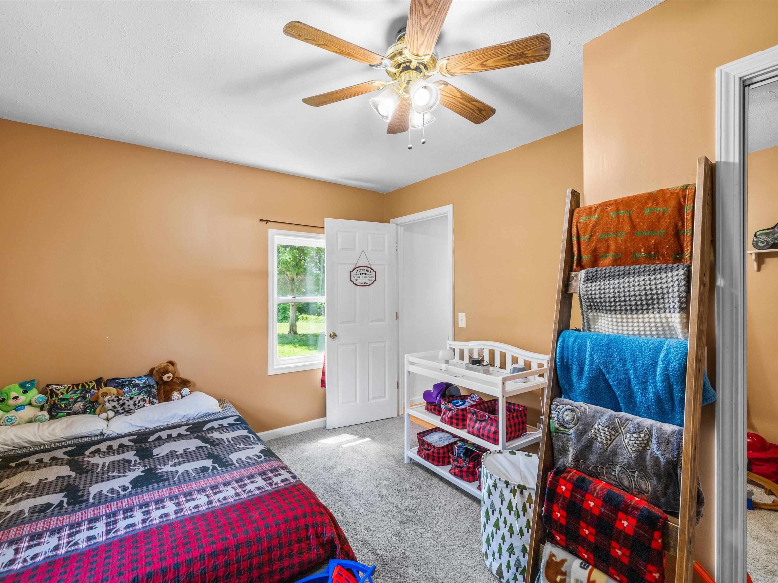 2138 State Route 189 South, Greenville, Kentucky 42345, 2 Bedrooms Bedrooms, ,2 BathroomsBathrooms,Single Family Residence,For Sale,State Route 189 South,92142