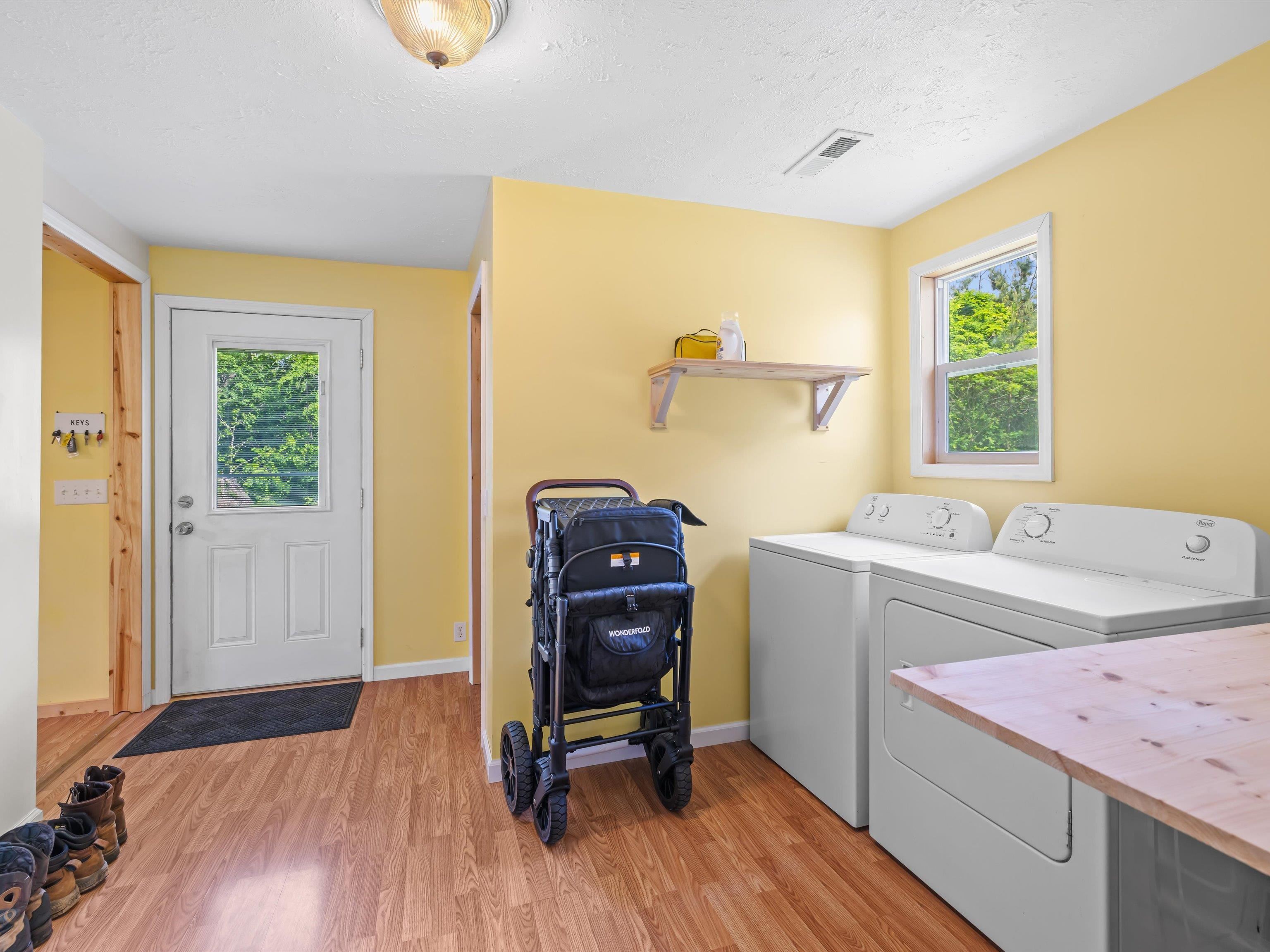 2138 State Route 189 South, Greenville, Kentucky 42345, 2 Bedrooms Bedrooms, ,2 BathroomsBathrooms,Single Family Residence,For Sale,State Route 189 South,92142
