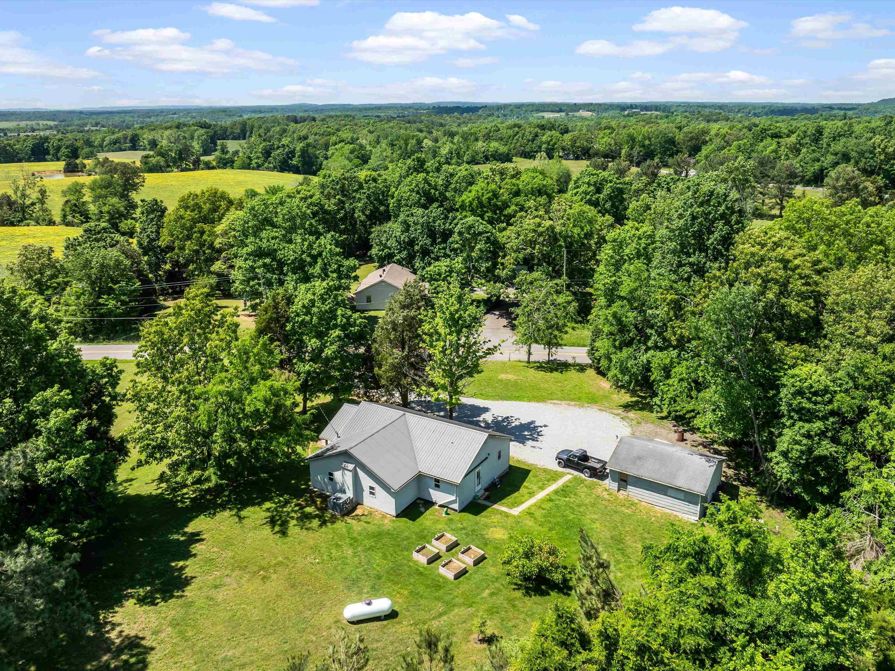 2138 State Route 189 South, Greenville, Kentucky 42345, 2 Bedrooms Bedrooms, ,2 BathroomsBathrooms,Single Family Residence,For Sale,State Route 189 South,92142