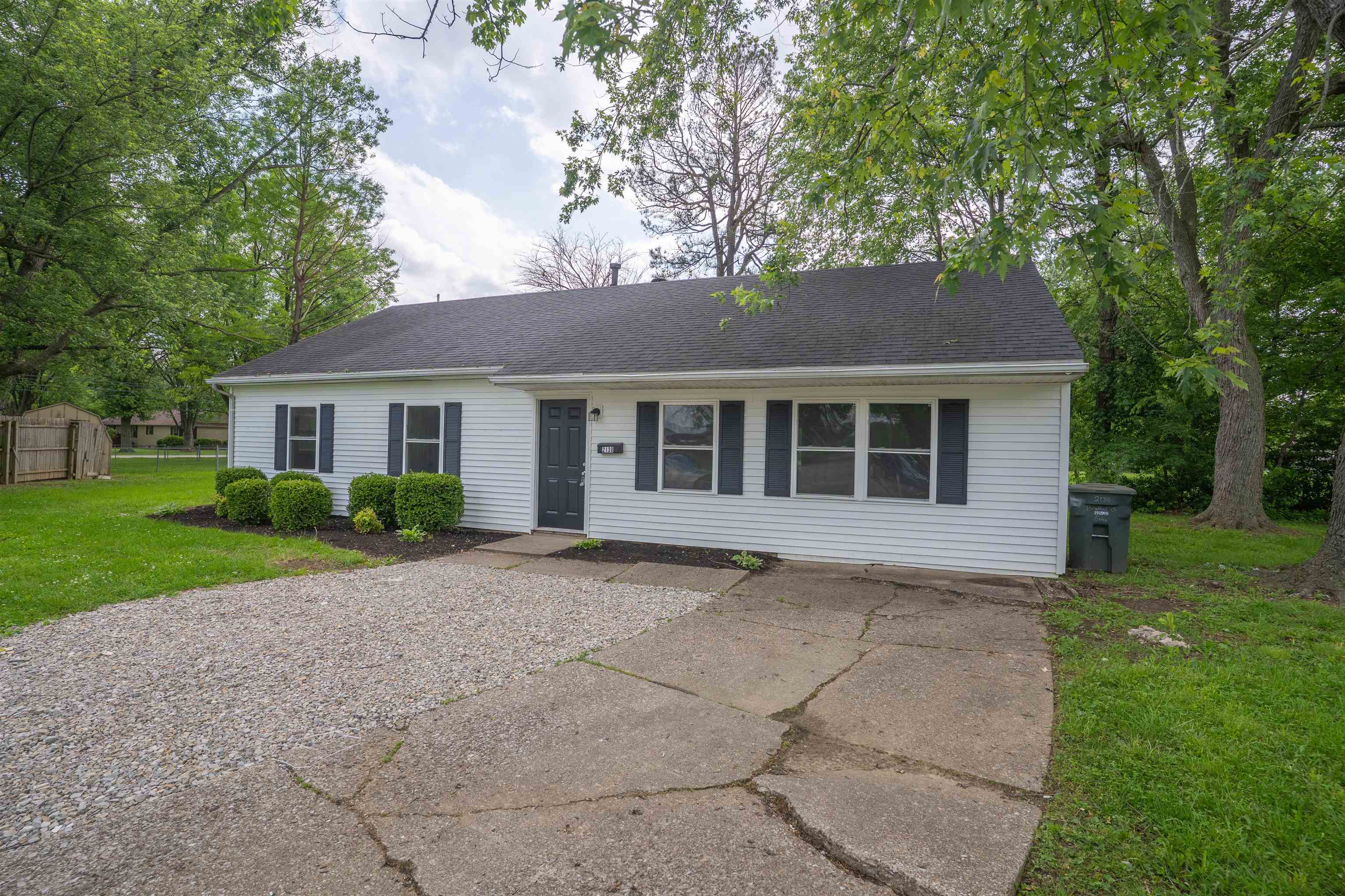 2130 Bradford Ct., Owensboro, Kentucky 42301, 4 Bedrooms Bedrooms, ,1 BathroomBathrooms,Single Family Residence,For Sale,Bradford Ct.,92143