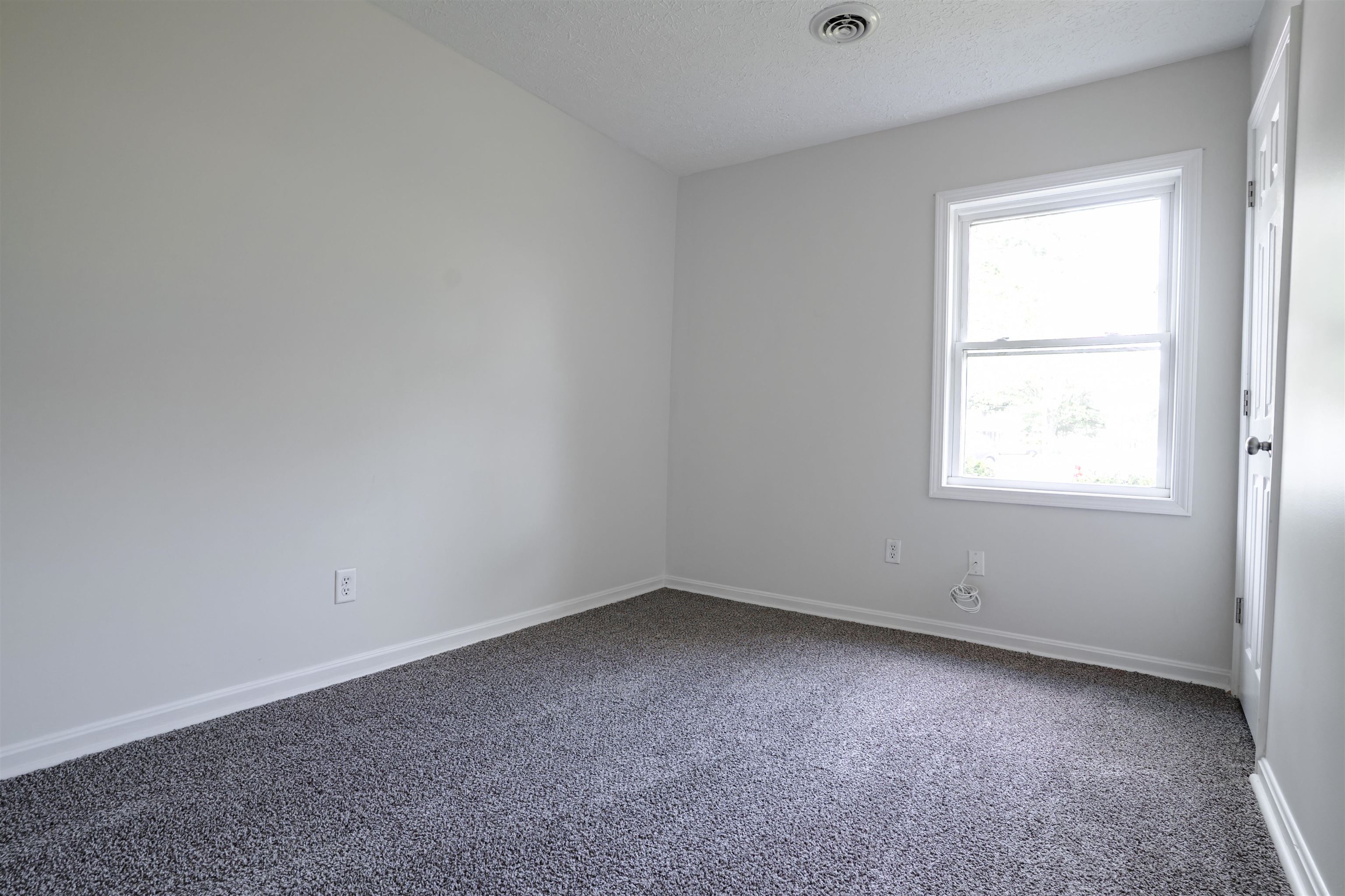 2130 Bradford Ct., Owensboro, Kentucky 42301, 4 Bedrooms Bedrooms, ,1 BathroomBathrooms,Single Family Residence,For Sale,Bradford Ct.,92143