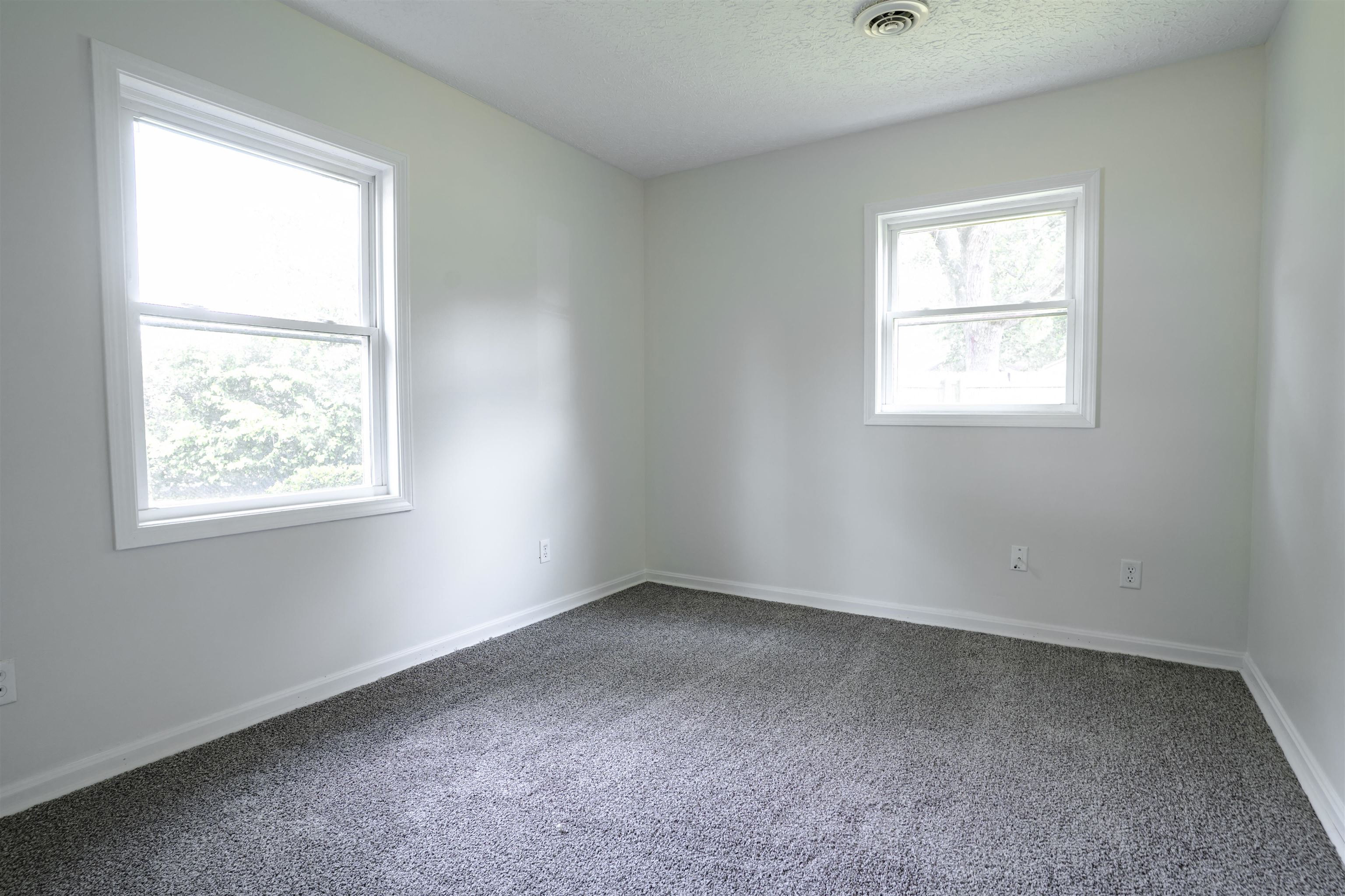 2130 Bradford Ct., Owensboro, Kentucky 42301, 4 Bedrooms Bedrooms, ,1 BathroomBathrooms,Single Family Residence,For Sale,Bradford Ct.,92143