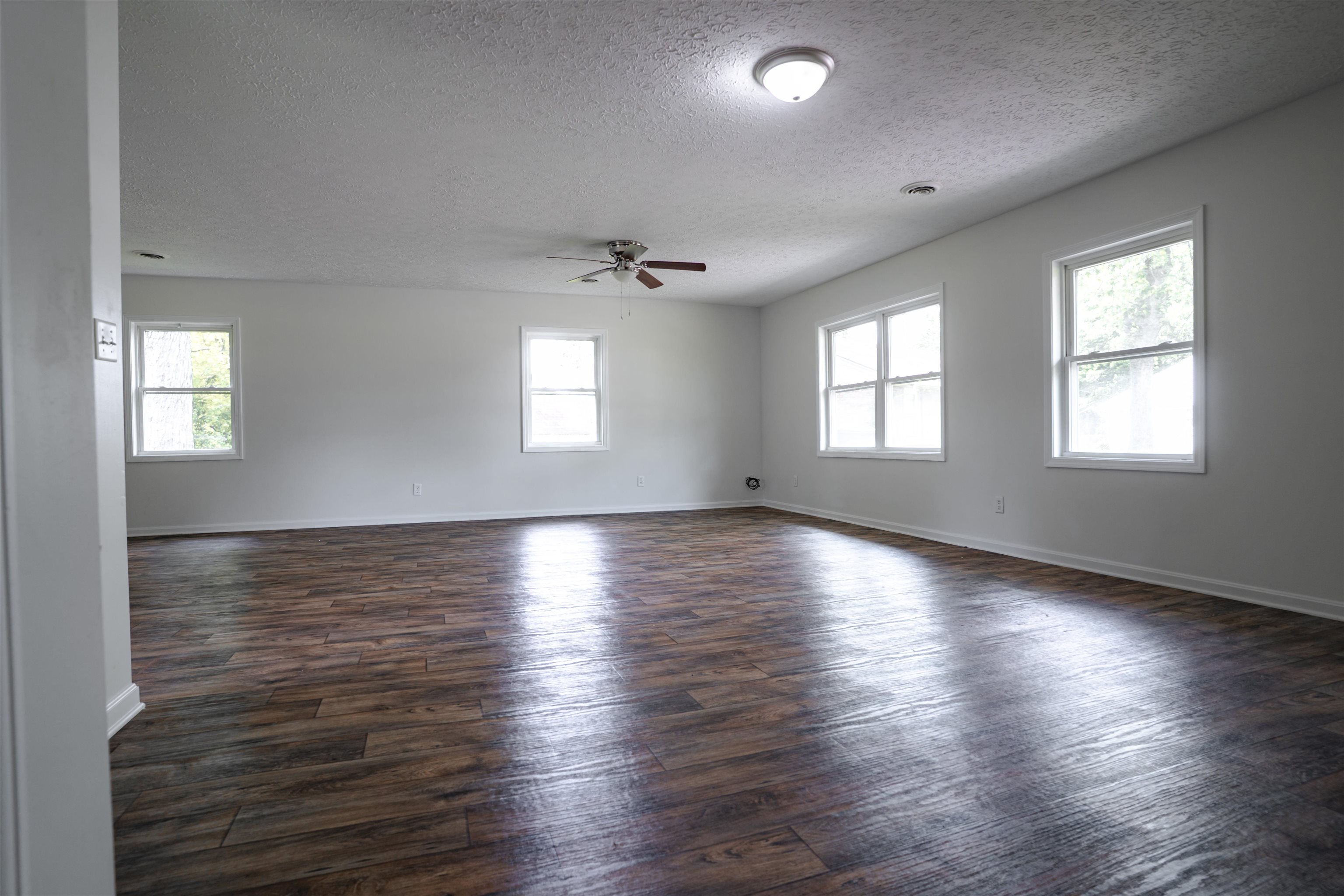 2130 Bradford Ct., Owensboro, Kentucky 42301, 4 Bedrooms Bedrooms, ,1 BathroomBathrooms,Single Family Residence,For Sale,Bradford Ct.,92143