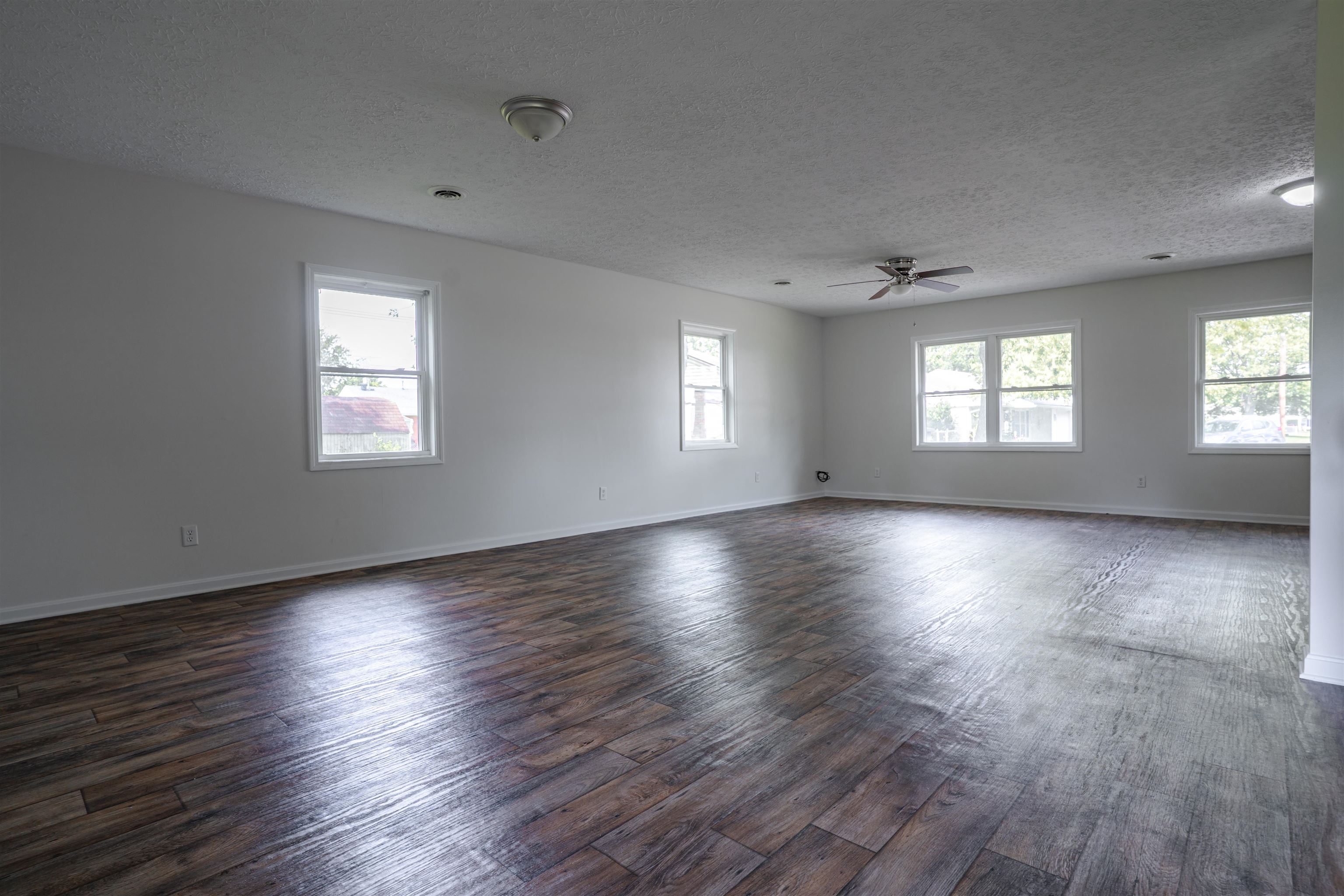 2130 Bradford Ct., Owensboro, Kentucky 42301, 4 Bedrooms Bedrooms, ,1 BathroomBathrooms,Single Family Residence,For Sale,Bradford Ct.,92143