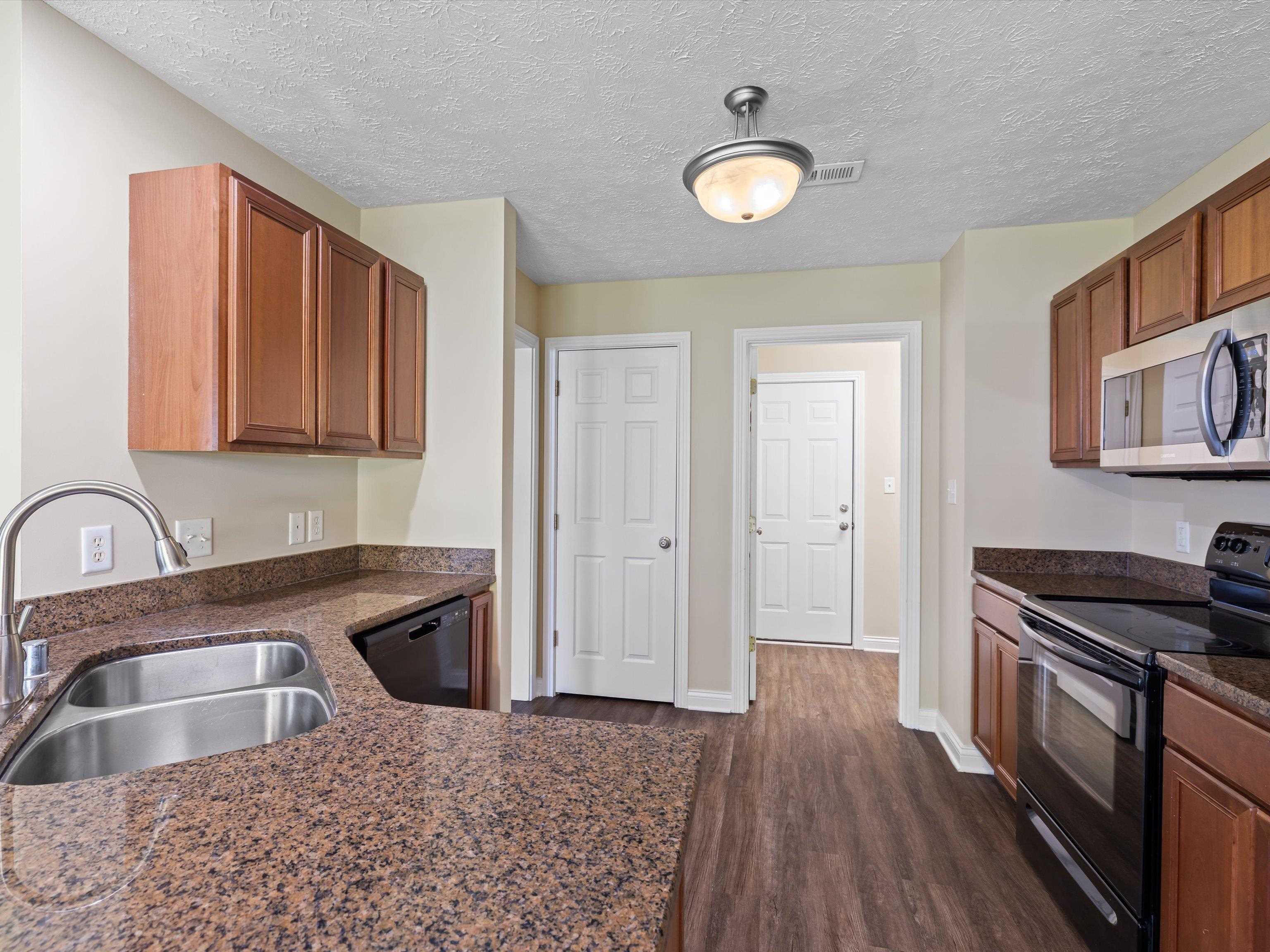 Owensboro, Kentucky 42303, 4 Bedrooms Bedrooms, ,2 BathroomsBathrooms,Single Family Residence,For Sale,92144