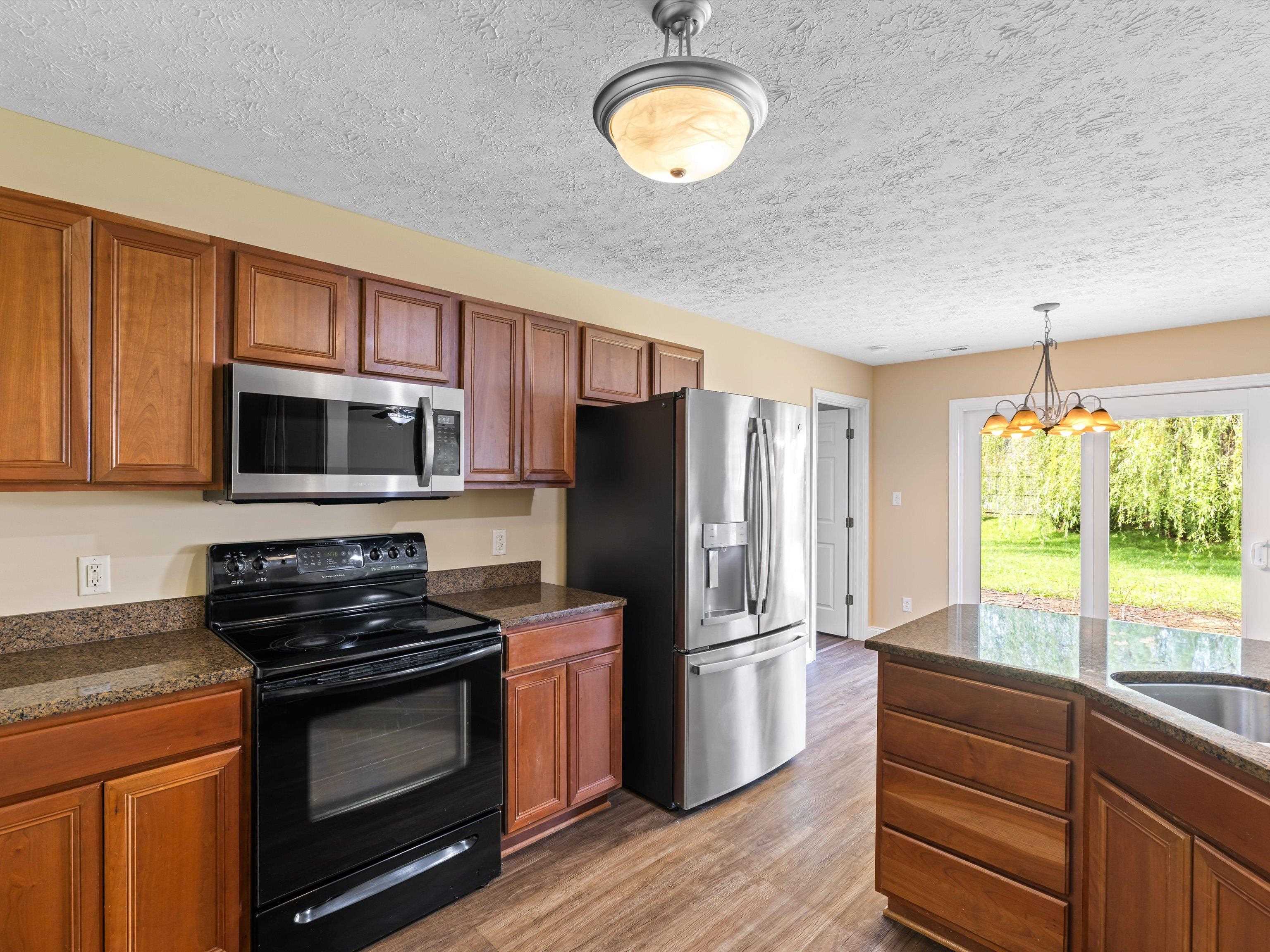 Owensboro, Kentucky 42303, 4 Bedrooms Bedrooms, ,2 BathroomsBathrooms,Single Family Residence,For Sale,92144