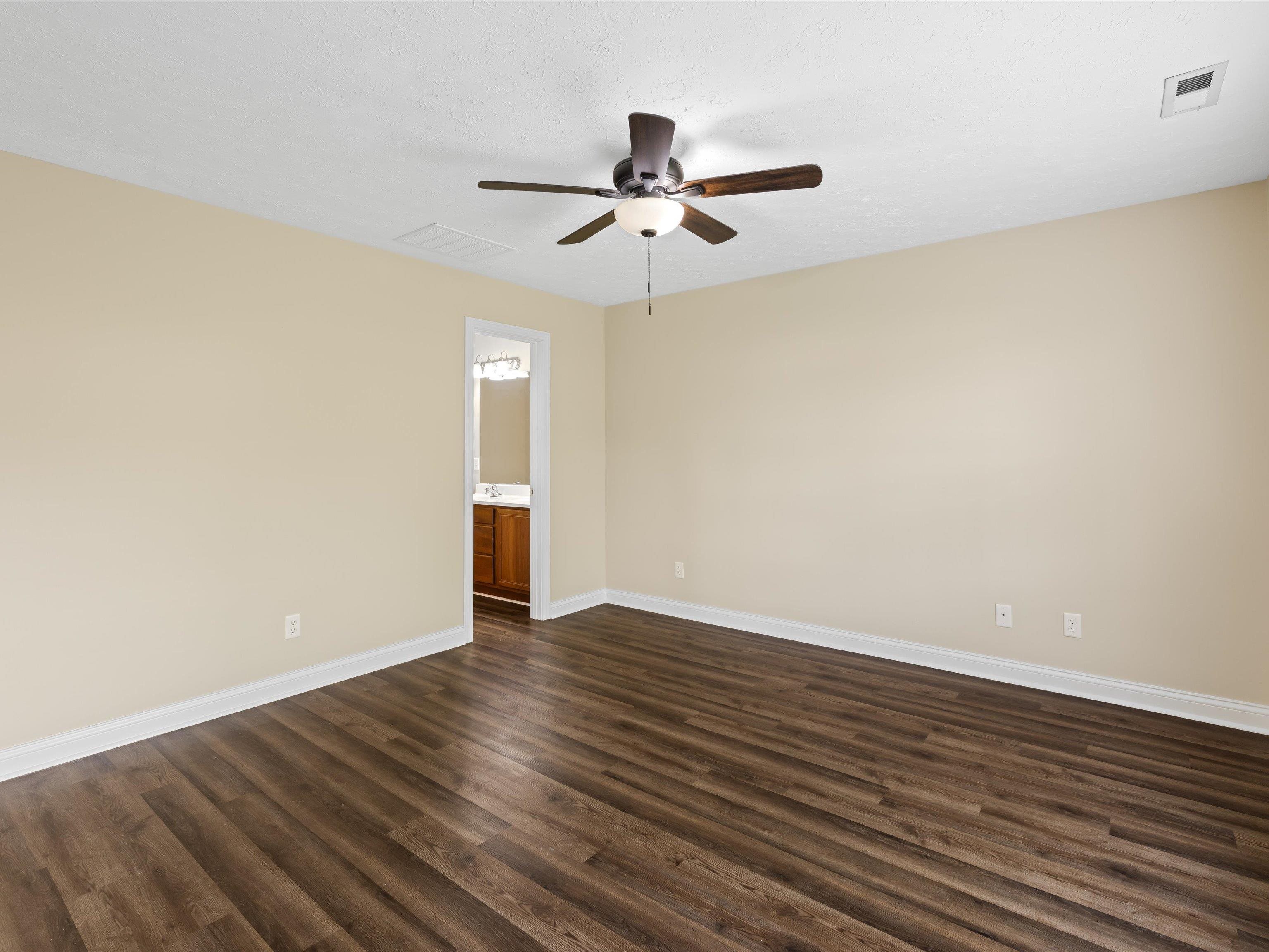 Owensboro, Kentucky 42303, 4 Bedrooms Bedrooms, ,2 BathroomsBathrooms,Single Family Residence,For Sale,92144