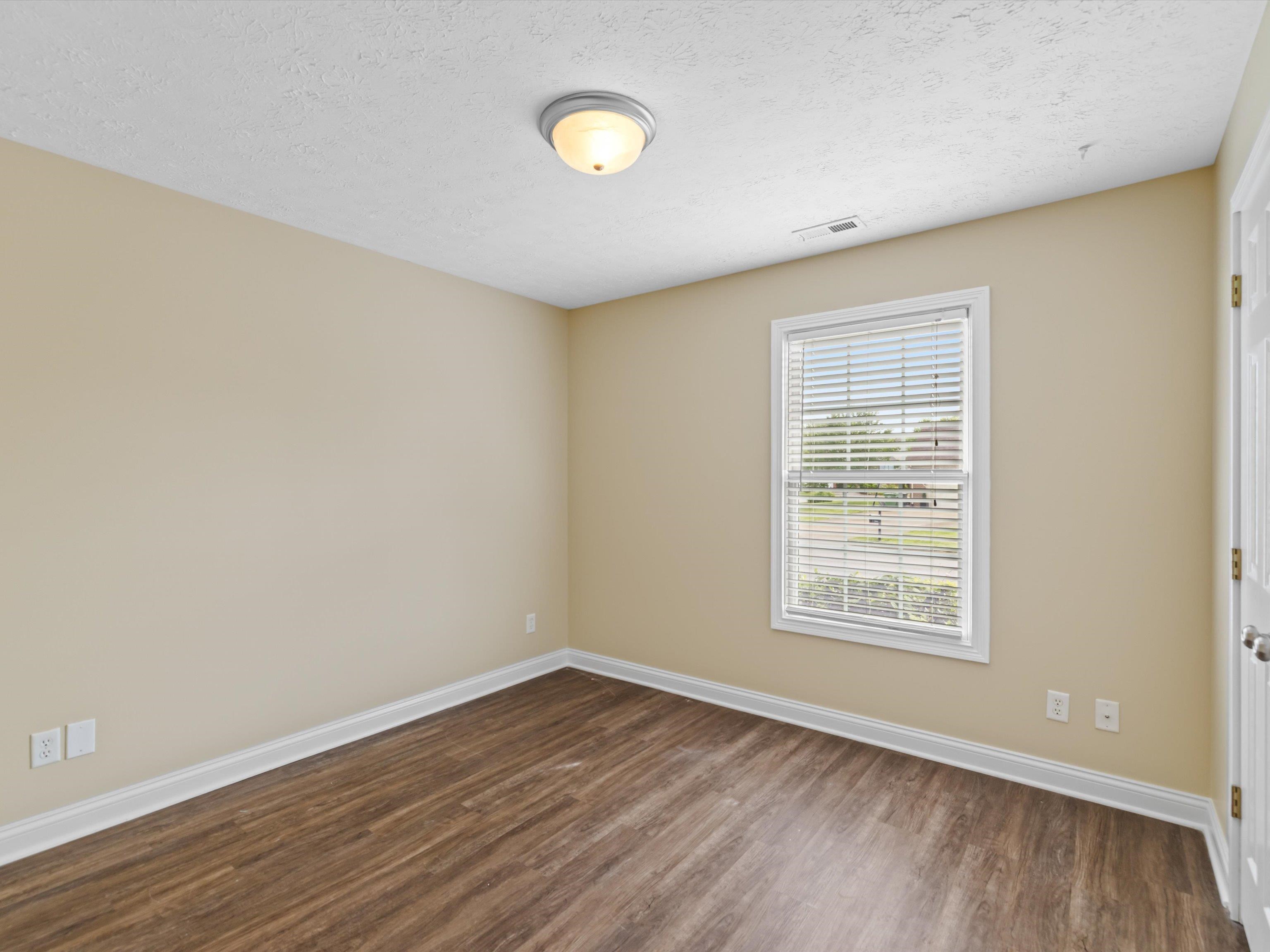 Owensboro, Kentucky 42303, 4 Bedrooms Bedrooms, ,2 BathroomsBathrooms,Single Family Residence,For Sale,92144