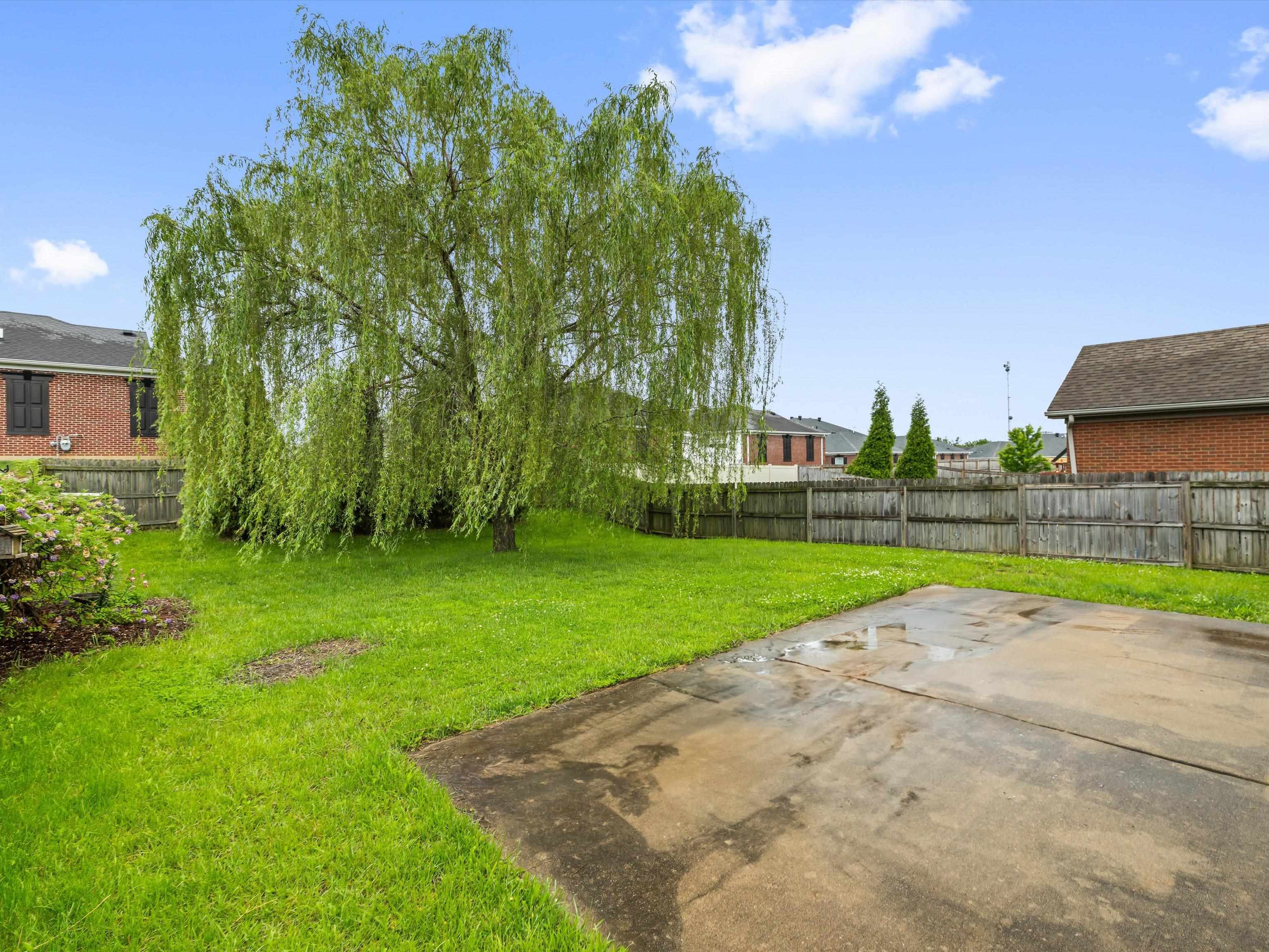 Owensboro, Kentucky 42303, 4 Bedrooms Bedrooms, ,2 BathroomsBathrooms,Single Family Residence,For Sale,92144