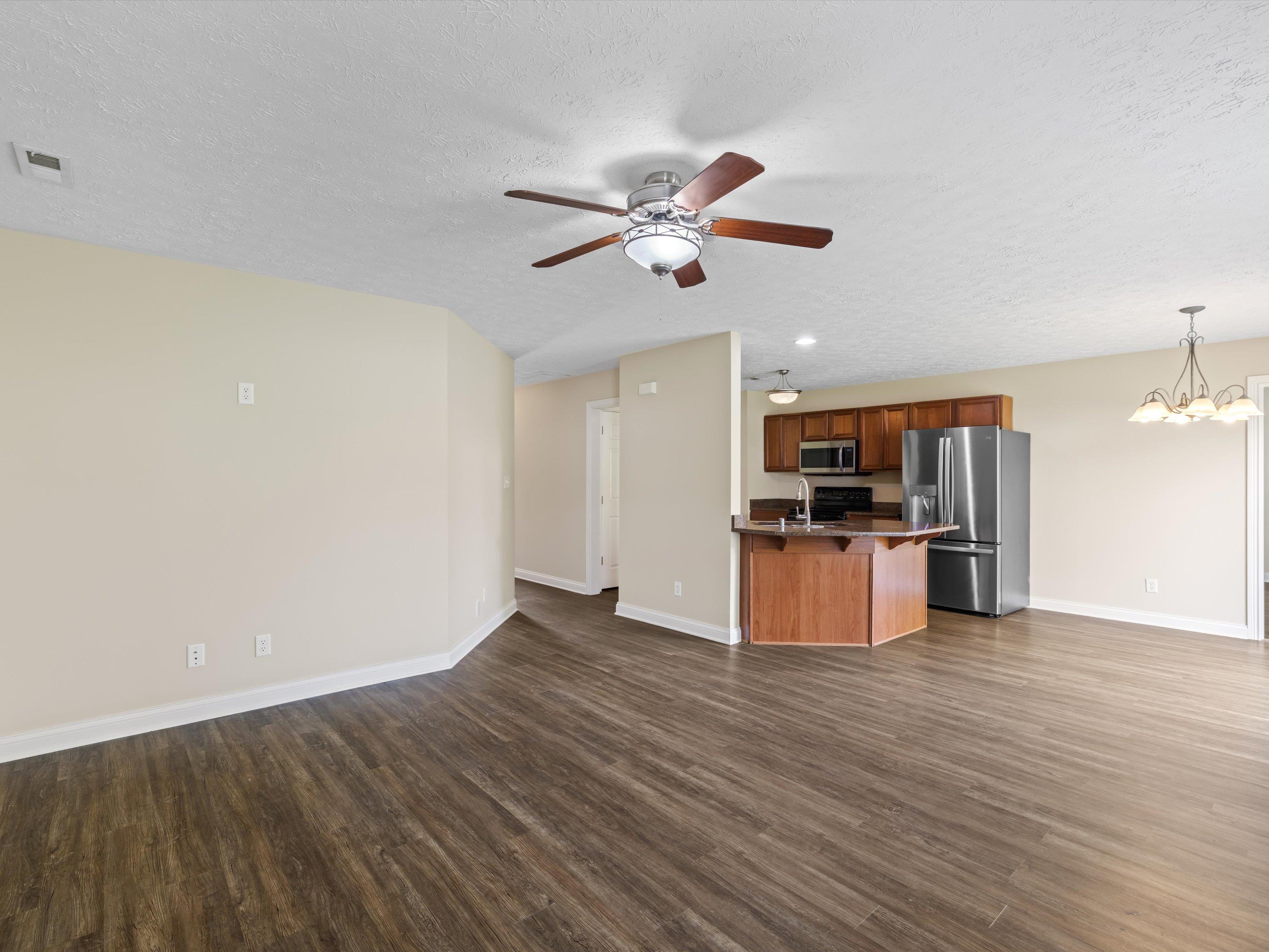 Owensboro, Kentucky 42303, 4 Bedrooms Bedrooms, ,2 BathroomsBathrooms,Single Family Residence,For Sale,92144