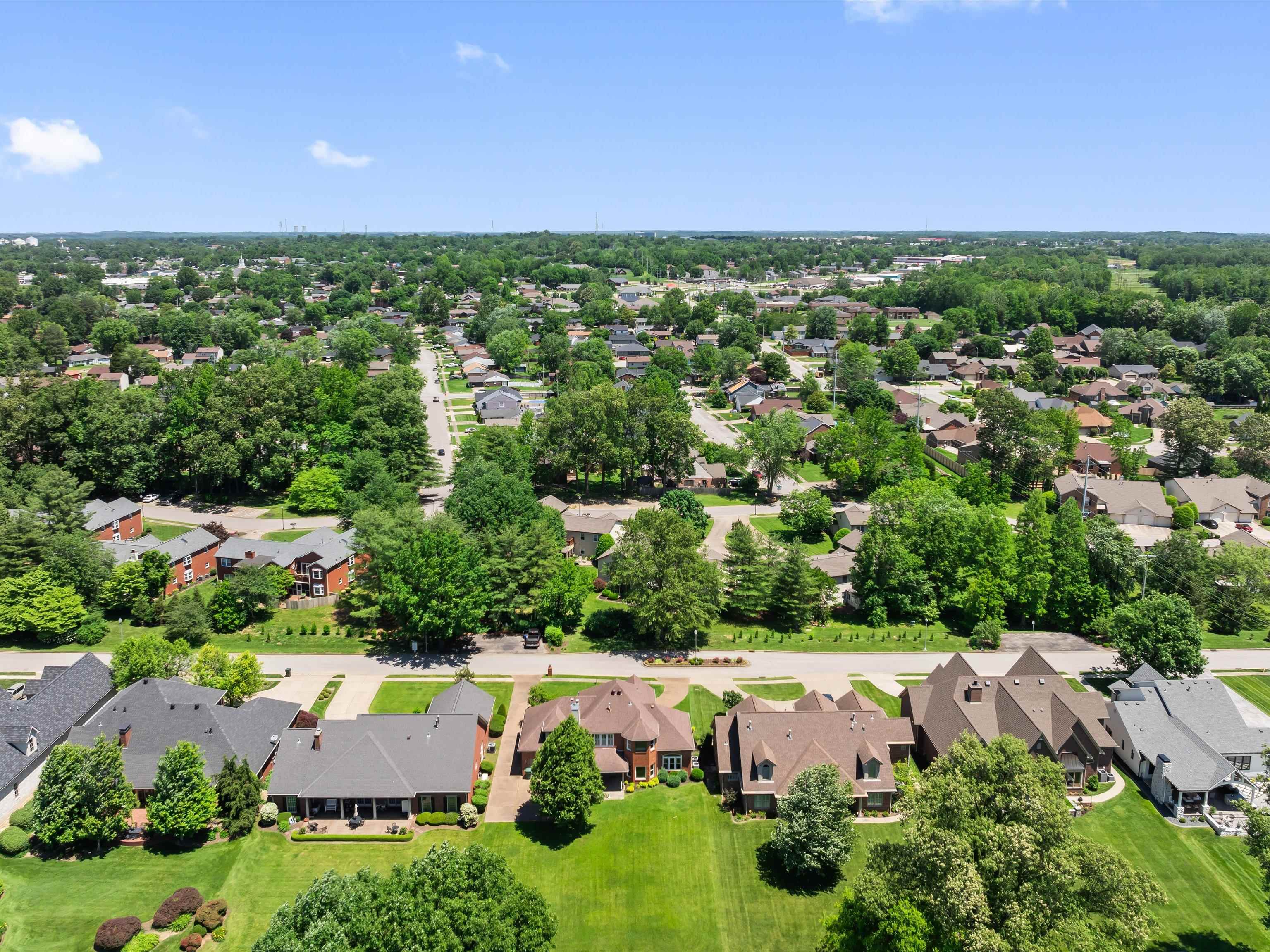 744 Alexandria, Owensboro, Kentucky 42303, 4 Bedrooms Bedrooms, ,3 BathroomsBathrooms,Single Family Residence,For Sale,Alexandria,92146