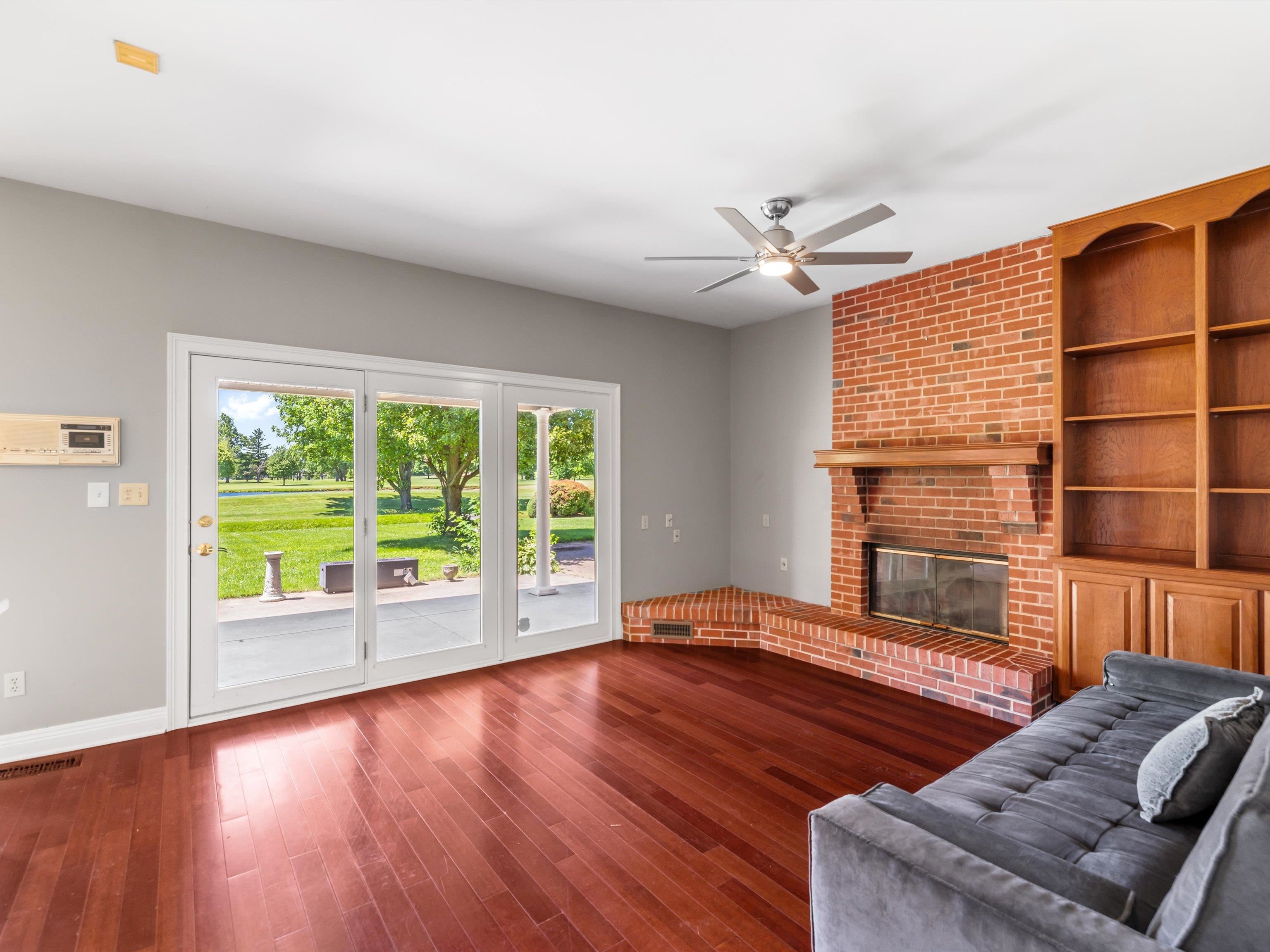 744 Alexandria, Owensboro, Kentucky 42303, 4 Bedrooms Bedrooms, ,3 BathroomsBathrooms,Single Family Residence,For Sale,Alexandria,92146