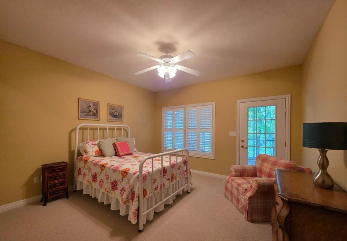 908 Patriots Landing Ln, Falls of Rough, Kentucky 40119, 3 Bedrooms Bedrooms, ,3 BathroomsBathrooms,Single Family Residence,For Sale,Patriots Landing Ln,92148