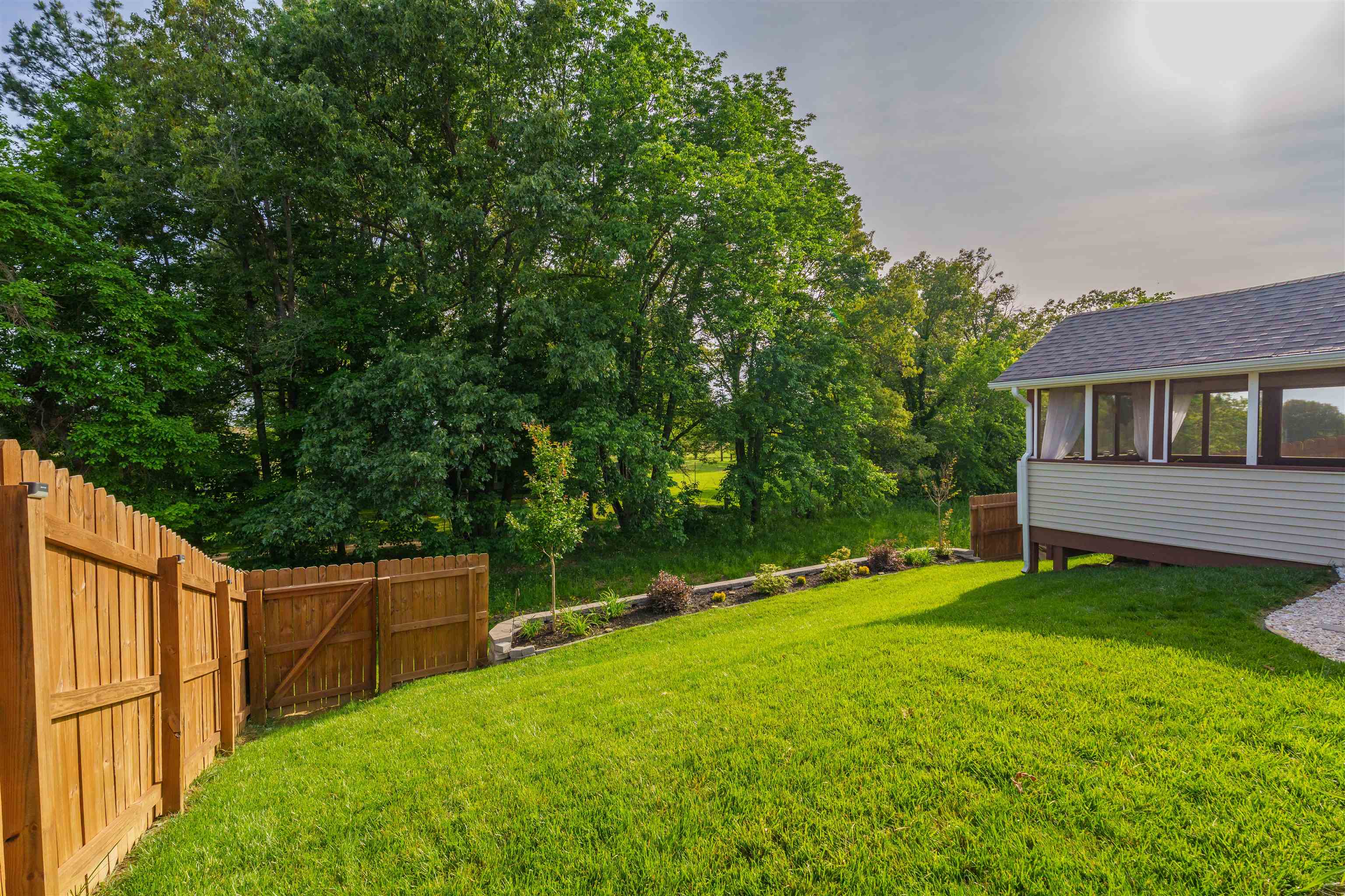 6529 Valley Brook Trace, Utica, Kentucky 42376, 3 Bedrooms Bedrooms, ,2 BathroomsBathrooms,Single Family Residence,For Sale,Valley Brook Trace,92153
