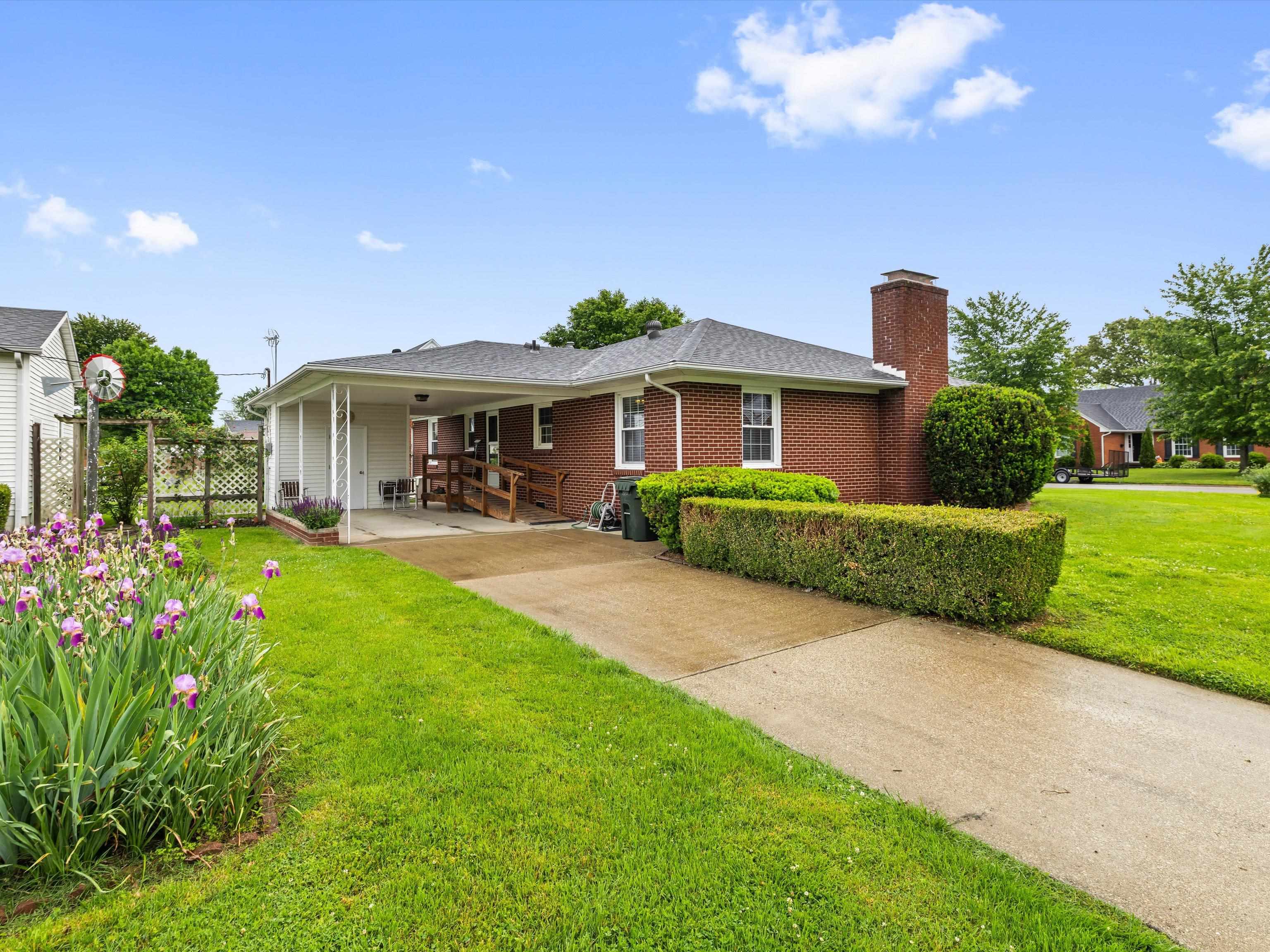 2632 Saint Ann Street, Owensboro, Kentucky 42303, 3 Bedrooms Bedrooms, ,1 BathroomBathrooms,Single Family Residence,For Sale,Saint Ann Street,92170