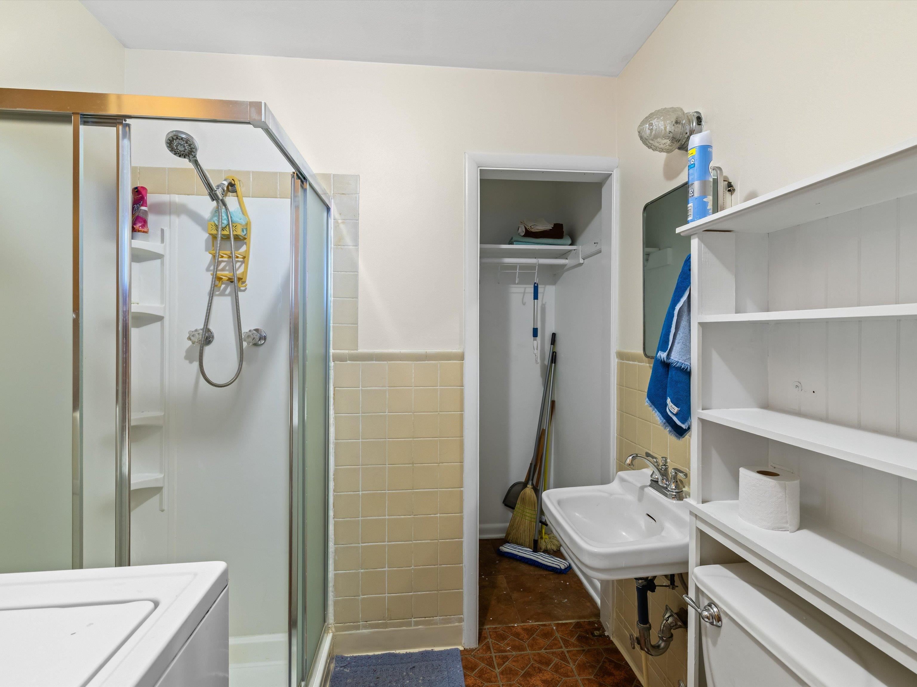 2632 Saint Ann Street, Owensboro, Kentucky 42303, 3 Bedrooms Bedrooms, ,1 BathroomBathrooms,Single Family Residence,For Sale,Saint Ann Street,92170