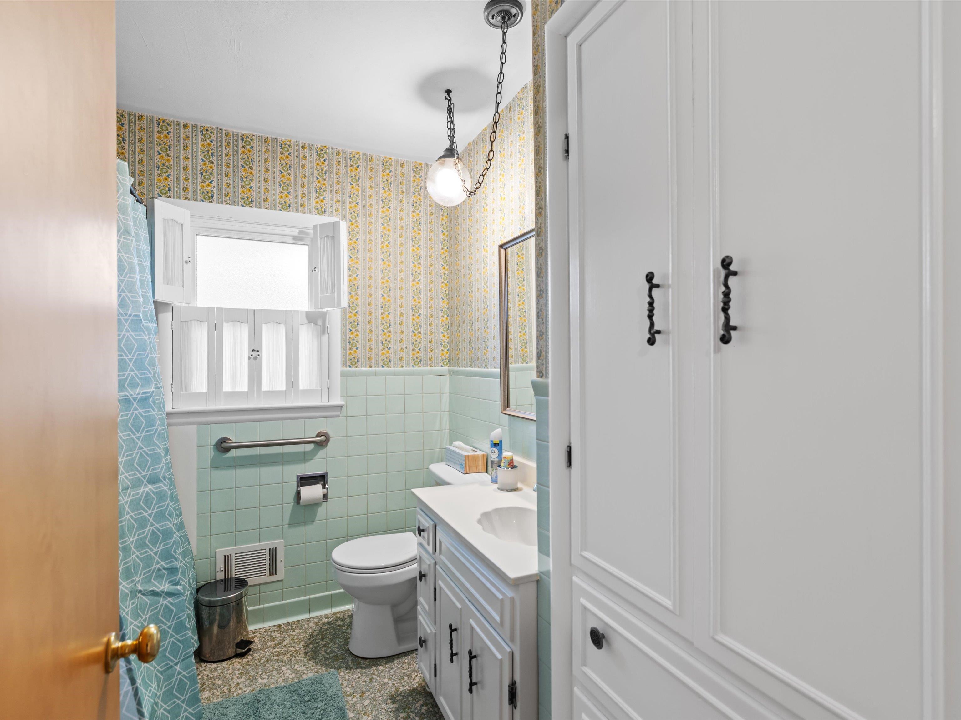 2632 Saint Ann Street, Owensboro, Kentucky 42303, 3 Bedrooms Bedrooms, ,1 BathroomBathrooms,Single Family Residence,For Sale,Saint Ann Street,92170