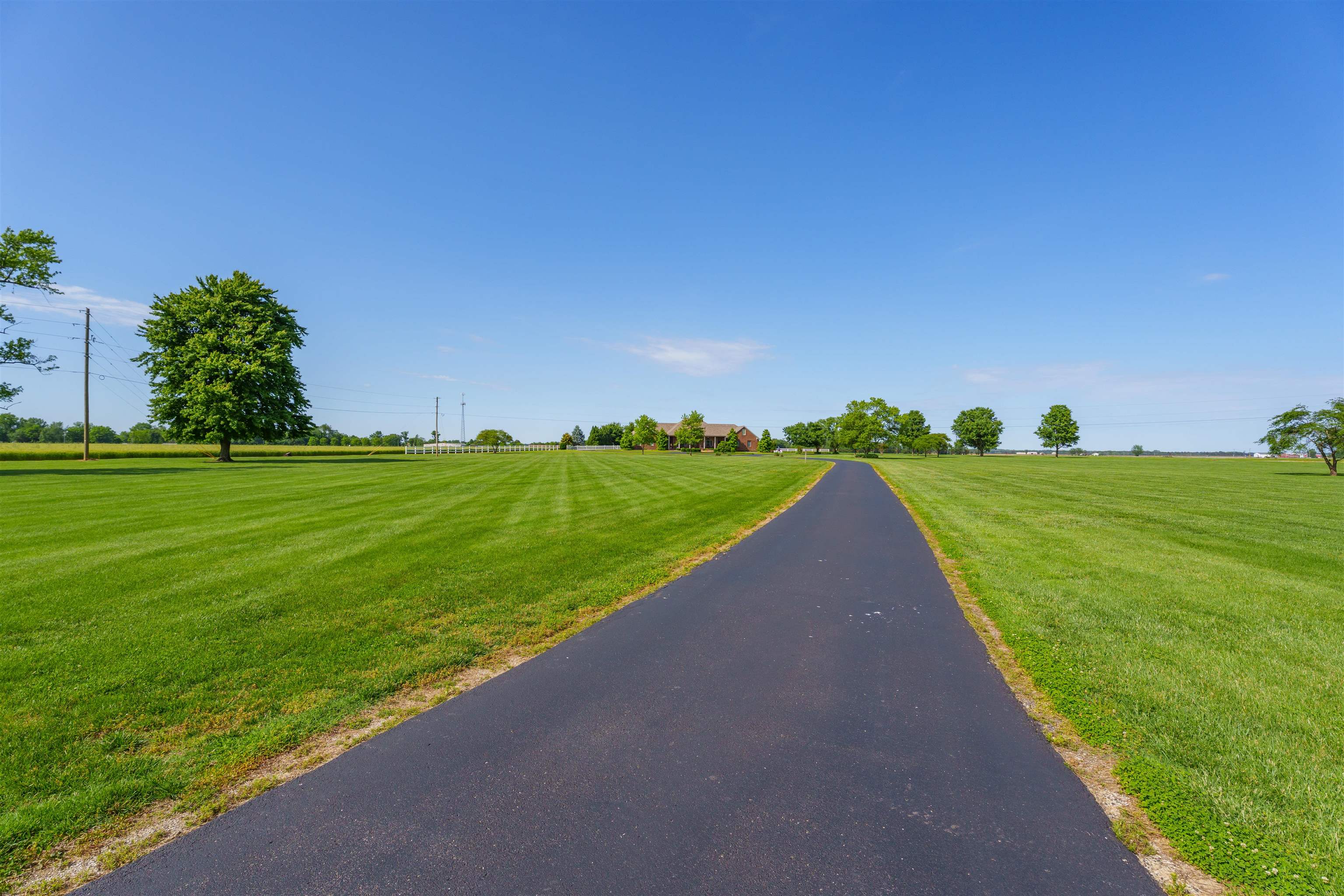 7271 US Hwy 60, Owensboro, Kentucky 42301, 4 Bedrooms Bedrooms, ,4 BathroomsBathrooms,Single Family Residence,For Sale,US Hwy 60,92172