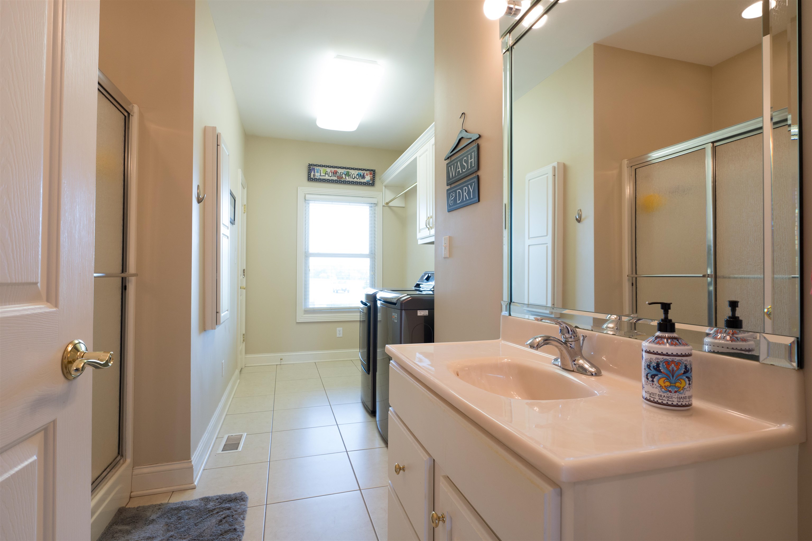 7271 US Hwy 60, Owensboro, Kentucky 42301, 4 Bedrooms Bedrooms, ,4 BathroomsBathrooms,Single Family Residence,For Sale,US Hwy 60,92172