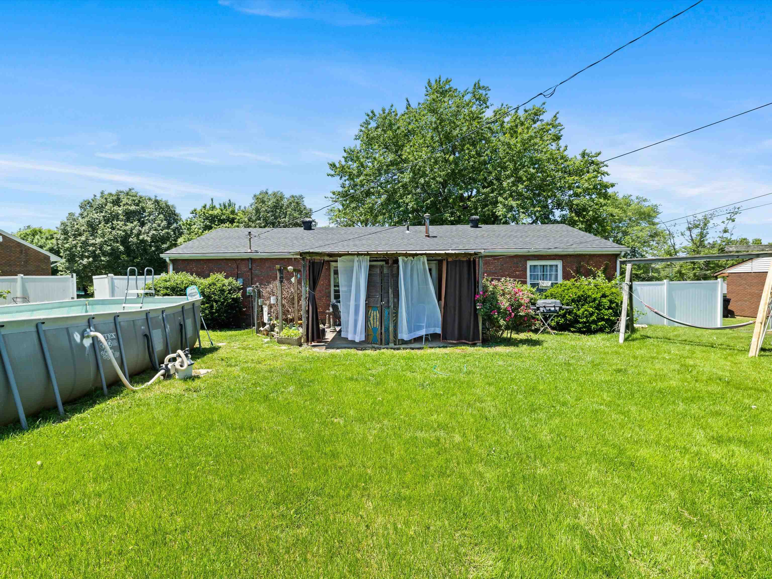 6127 Sutter Loop East, Owensboro, Kentucky 42303, 4 Bedrooms Bedrooms, ,1 BathroomBathrooms,Single Family Residence,For Sale,Sutter Loop East,92176