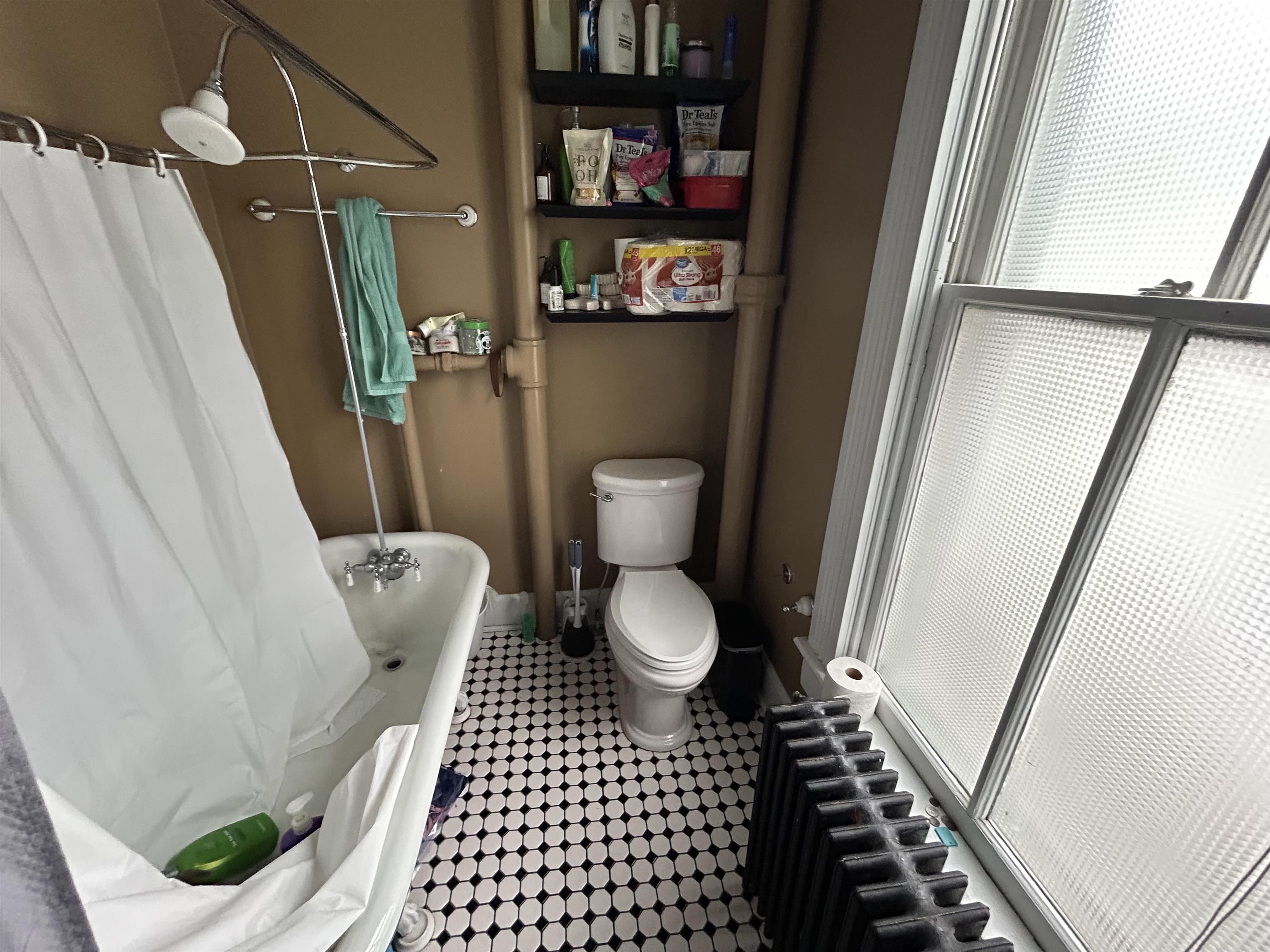 411 7th Street, Owensboro, Kentucky 42301, 3 Bedrooms Bedrooms, ,2 BathroomsBathrooms,Single Family Residence,For Sale,7th Street,92180