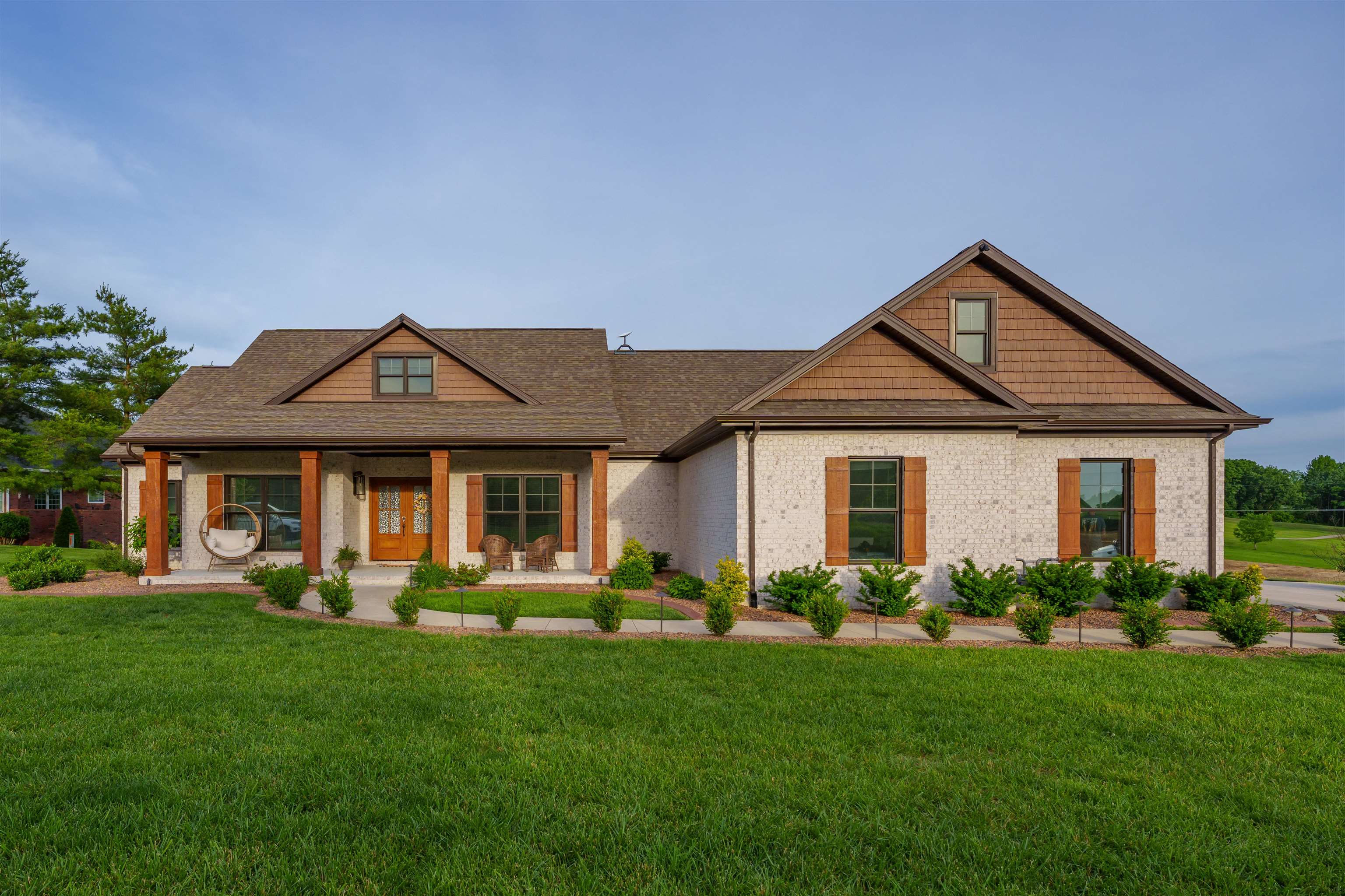 1588 Barclay Avenue, Owensboro, Kentucky 42303, 4 Bedrooms Bedrooms, ,4 BathroomsBathrooms,Single Family Residence,For Sale,Barclay Avenue,92185