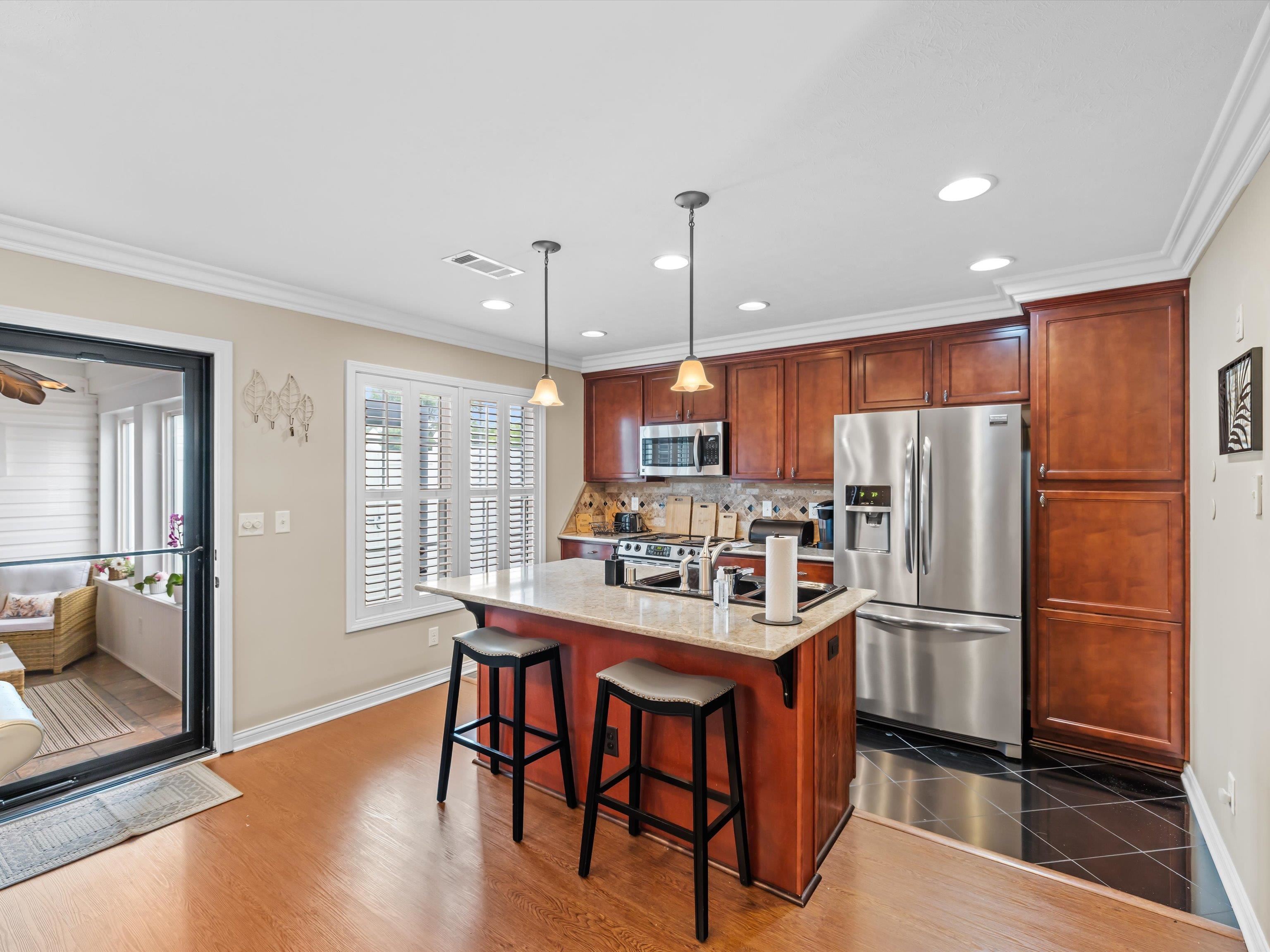 3973 Brookside Court, Owensboro, Kentucky 42303, 2 Bedrooms Bedrooms, ,2 BathroomsBathrooms,Condominium,For Sale,Brookside Court,92189
